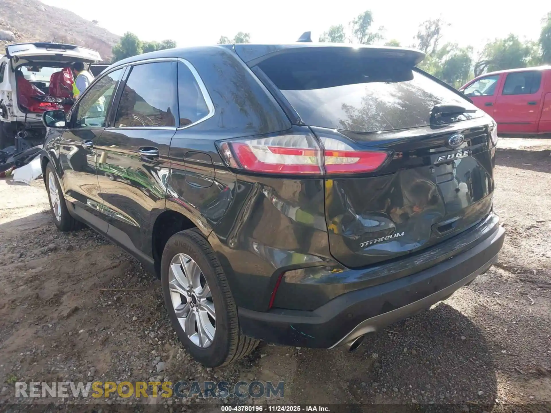 3 Photograph of a damaged car 2FMPK4K9XPBA22703 FORD EDGE 2023