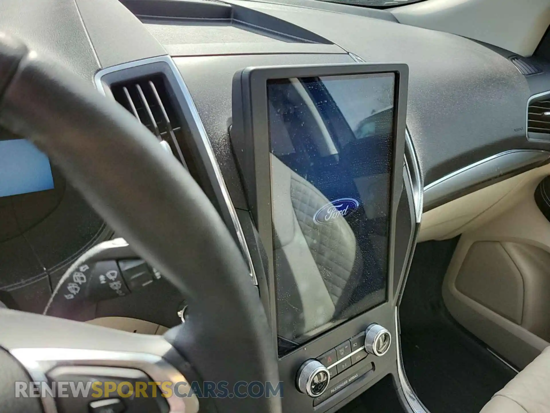 1 Photograph of a damaged car 2FMPK4K9XPBA44958 FORD EDGE 2023