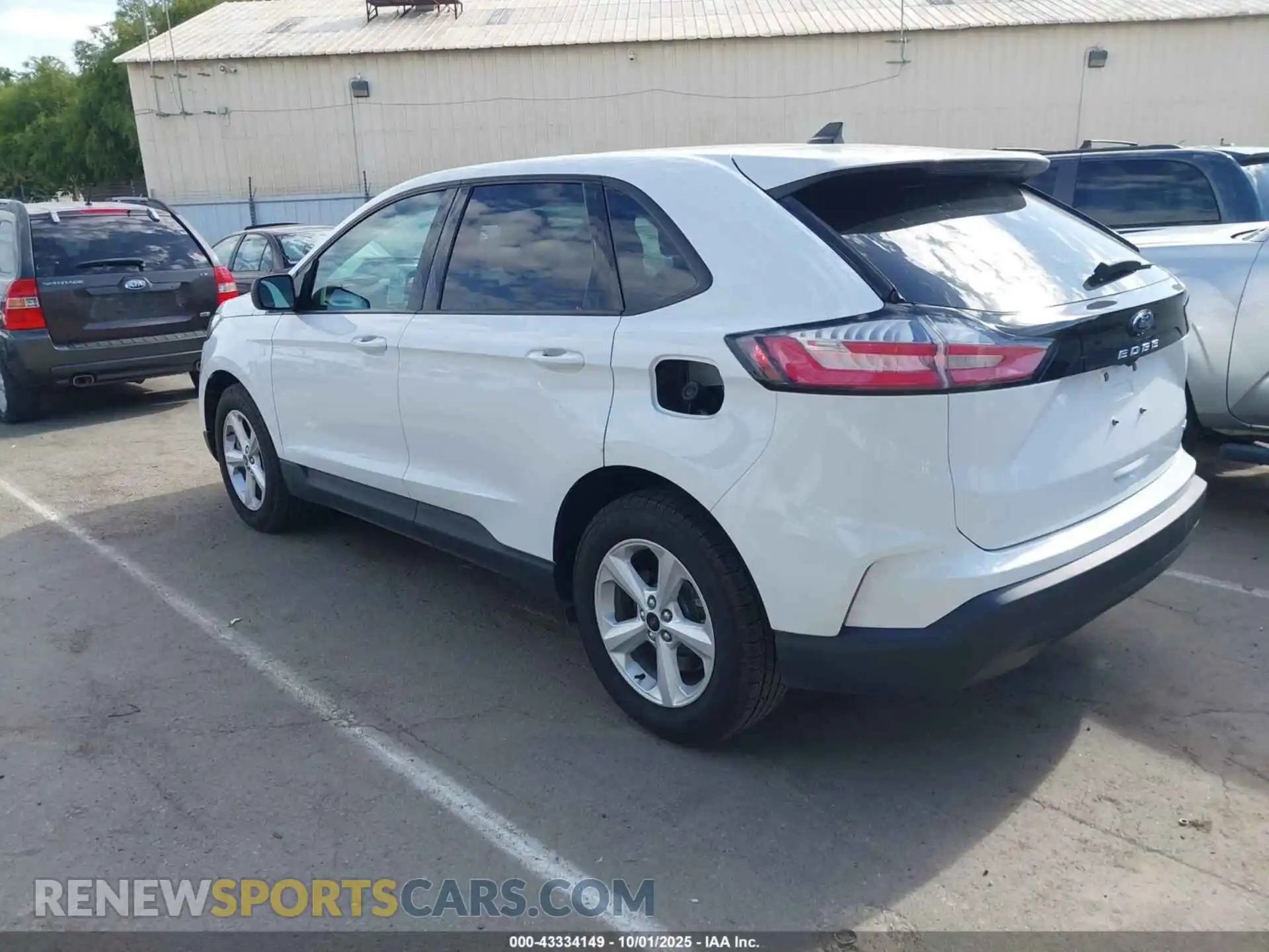 3 Photograph of a damaged car 2FMPK4G93RBA05253 FORD EDGE 2024