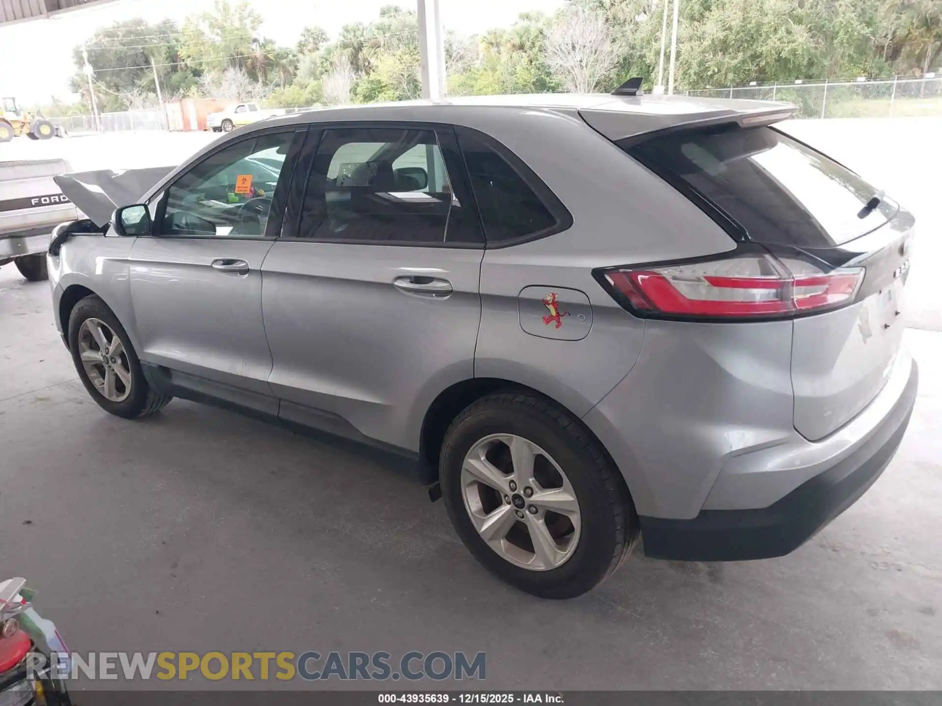 3 Photograph of a damaged car 2FMPK4G93RBA08816 FORD EDGE 2024