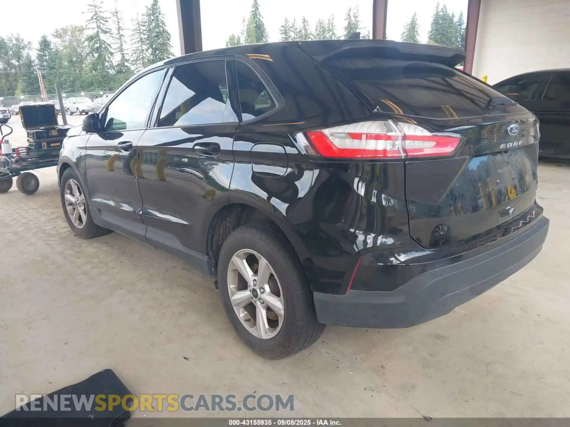 3 Photograph of a damaged car 2FMPK4G98RBA91885 FORD EDGE 2024