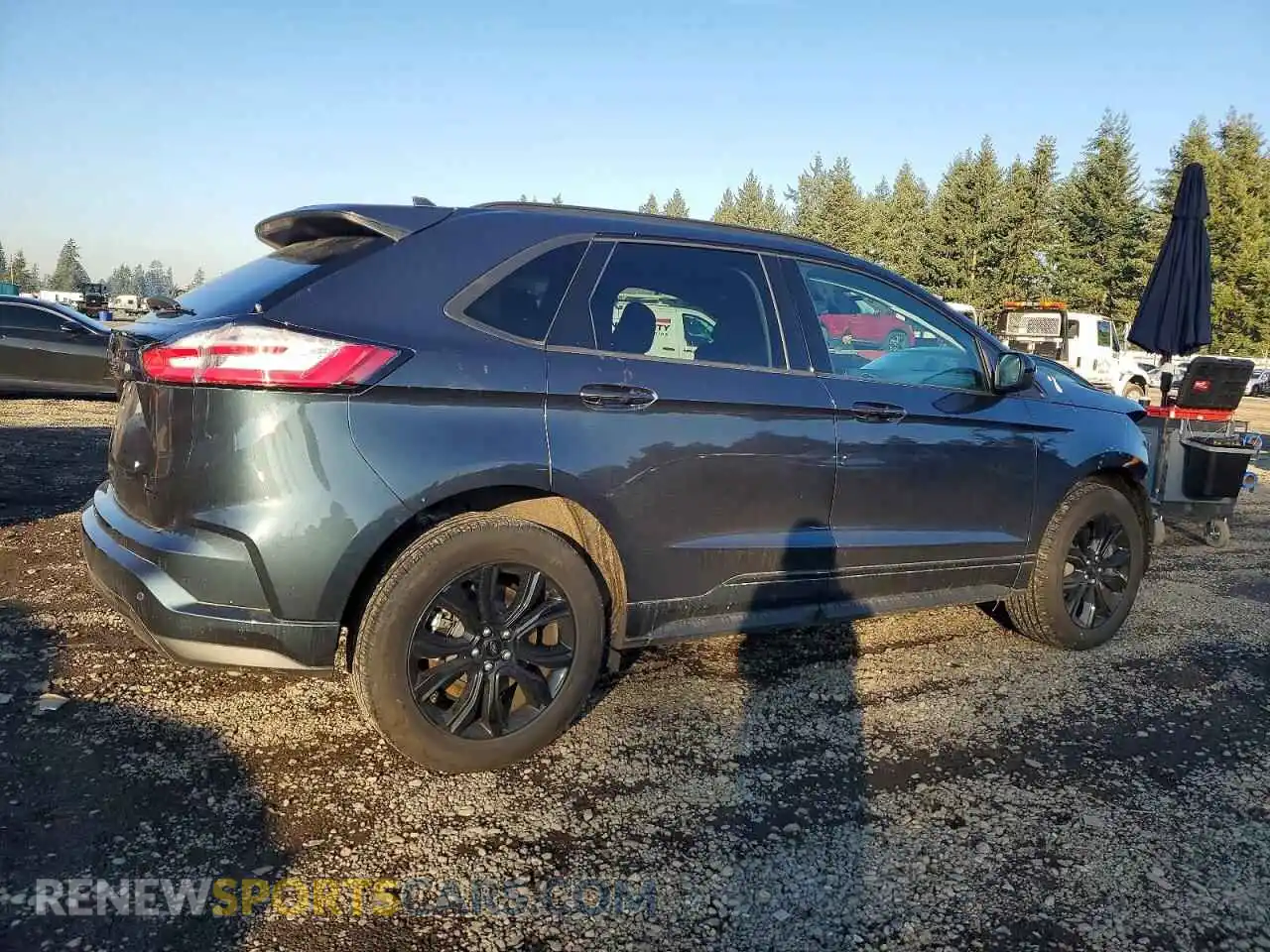 3 Photograph of a damaged car 2FMPK4G99RBA45868 FORD EDGE 2024