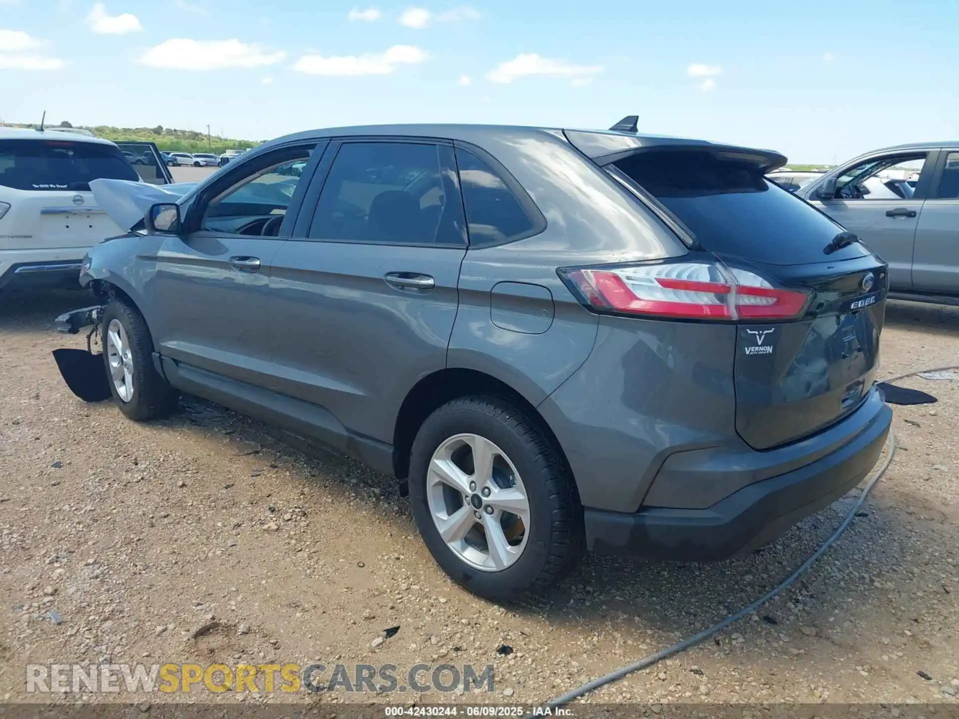 3 fotografías del automóvil dañado 2FMPK4G99RBB18608 FORD EDGE 2024