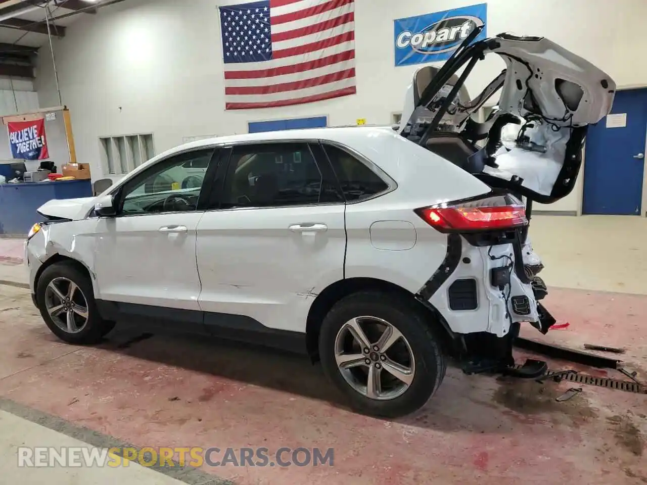 2 Photograph of a damaged car 2FMPK4J90RBA30135 FORD EDGE 2024