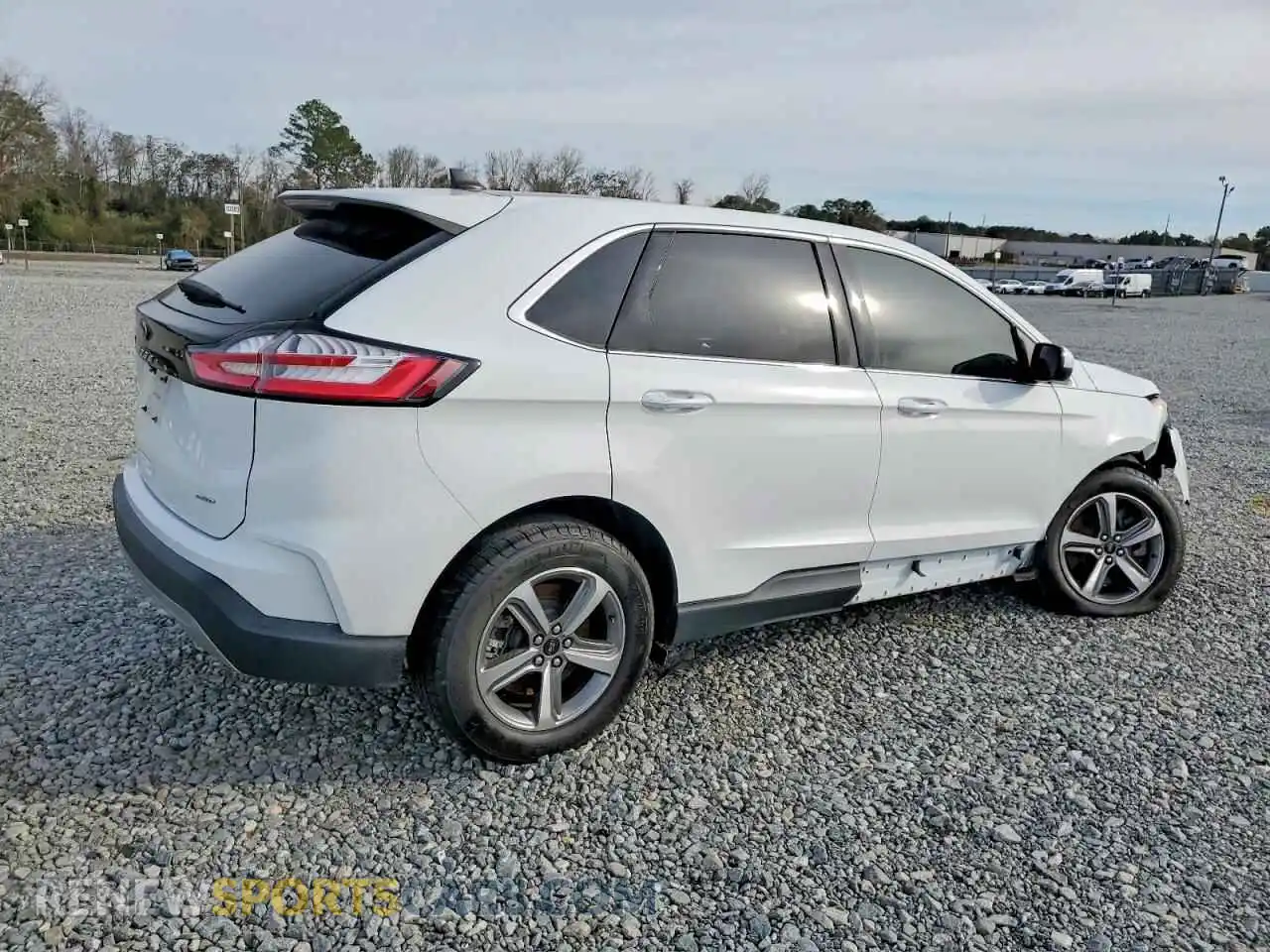 3 Photograph of a damaged car 2FMPK4J90RBA56749 FORD EDGE 2024