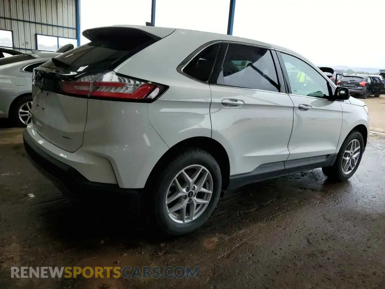 3 Photograph of a damaged car 2FMPK4J90RBA68268 FORD EDGE 2024