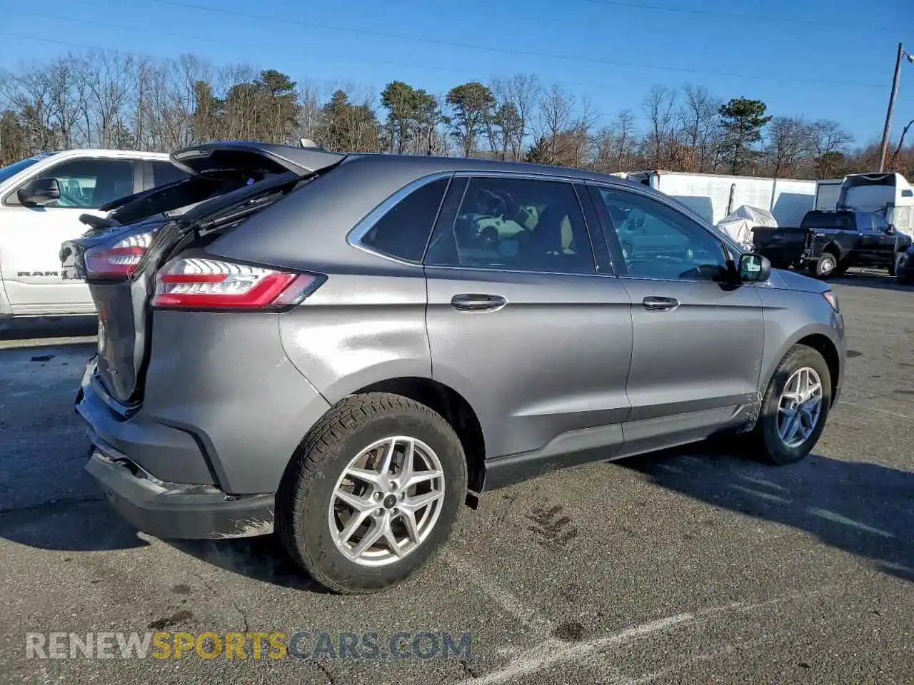 3 Photograph of a damaged car 2FMPK4J91RBA49695 FORD EDGE 2024