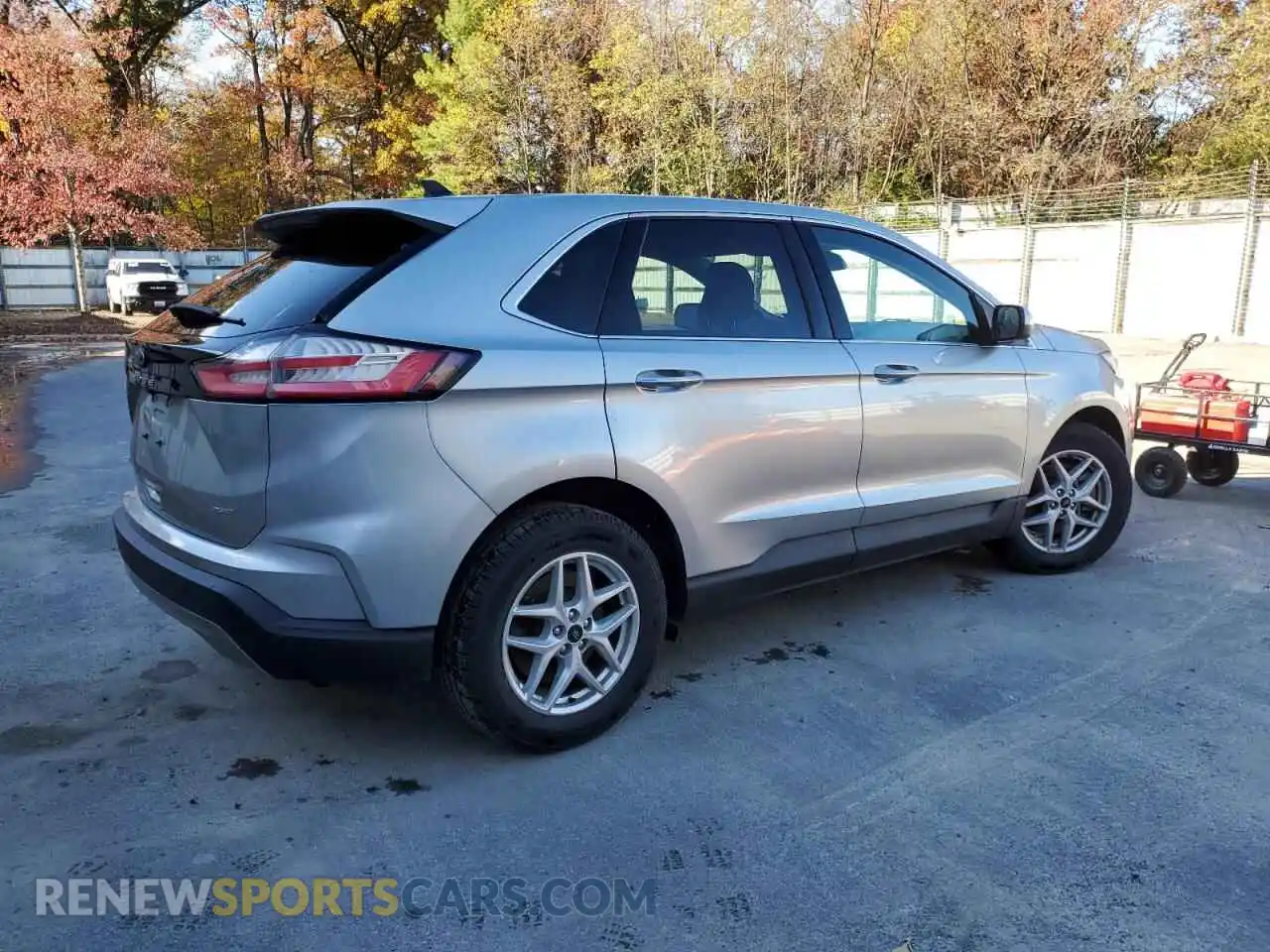3 Photograph of a damaged car 2FMPK4J91RBA49938 FORD EDGE 2024