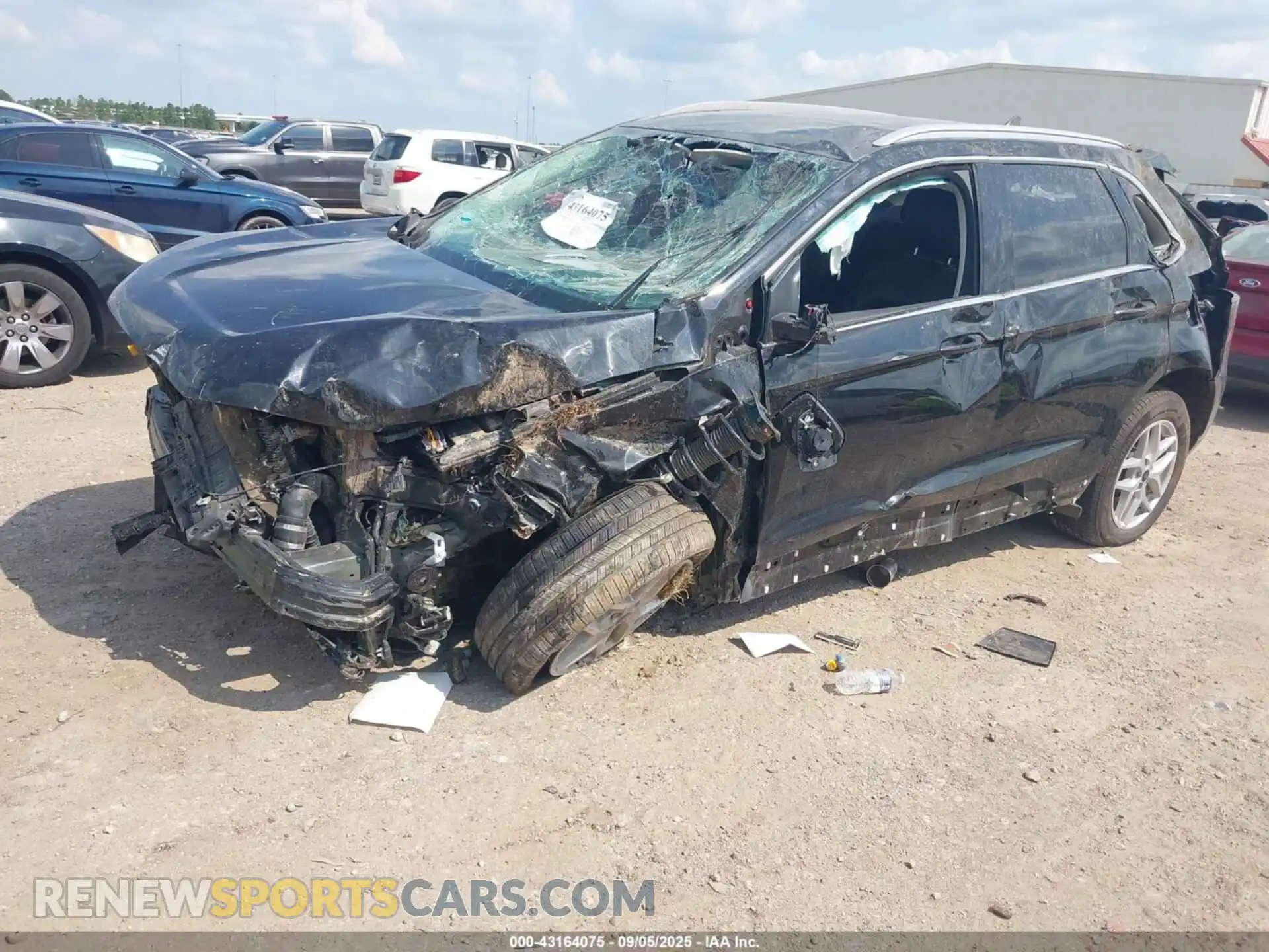 2 Photograph of a damaged car 2FMPK4J91RBB10303 FORD EDGE 2024