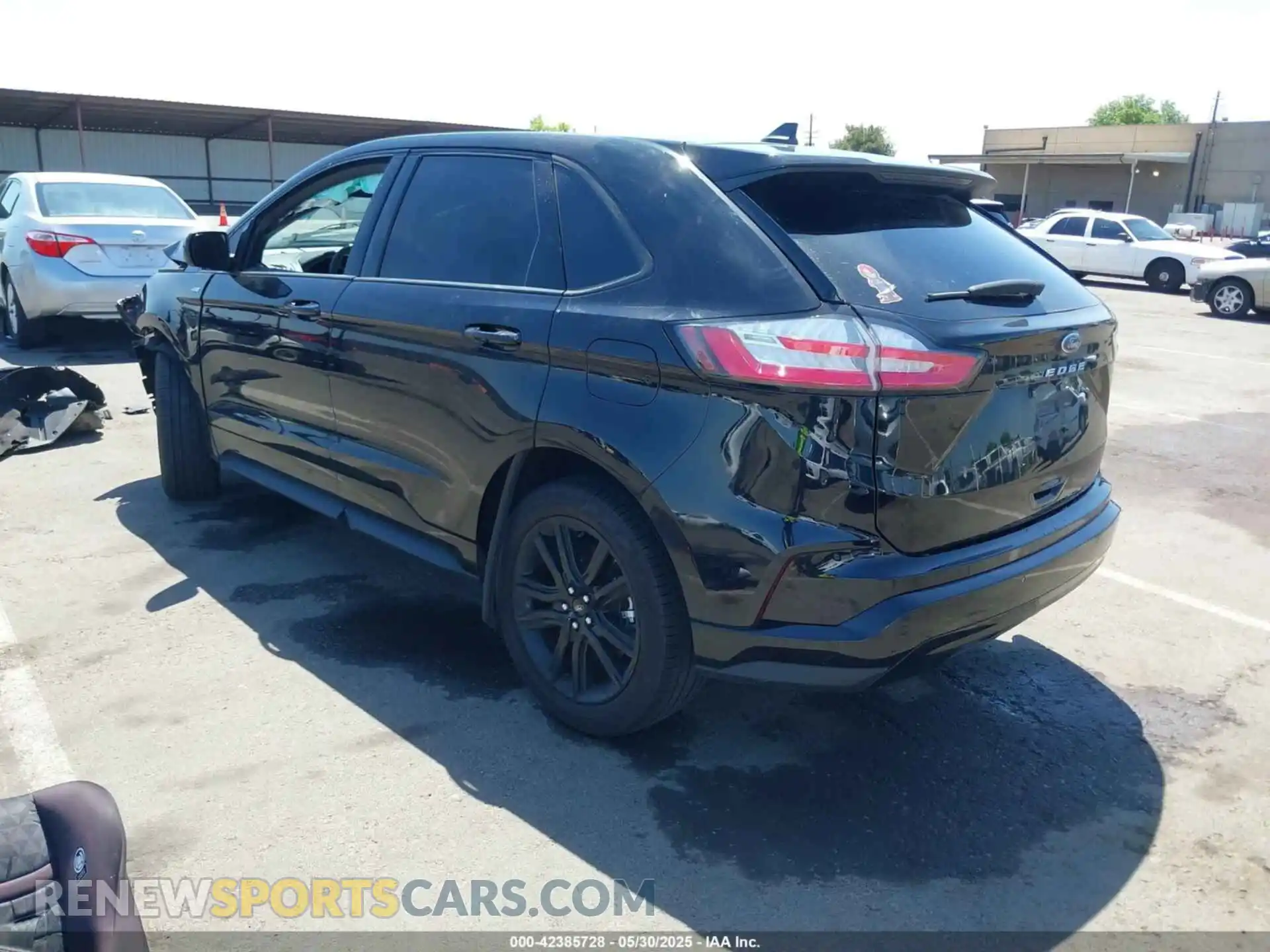 3 Фотография поврежденного автомобиля 2FMPK4J91RBB24203 FORD EDGE 2024