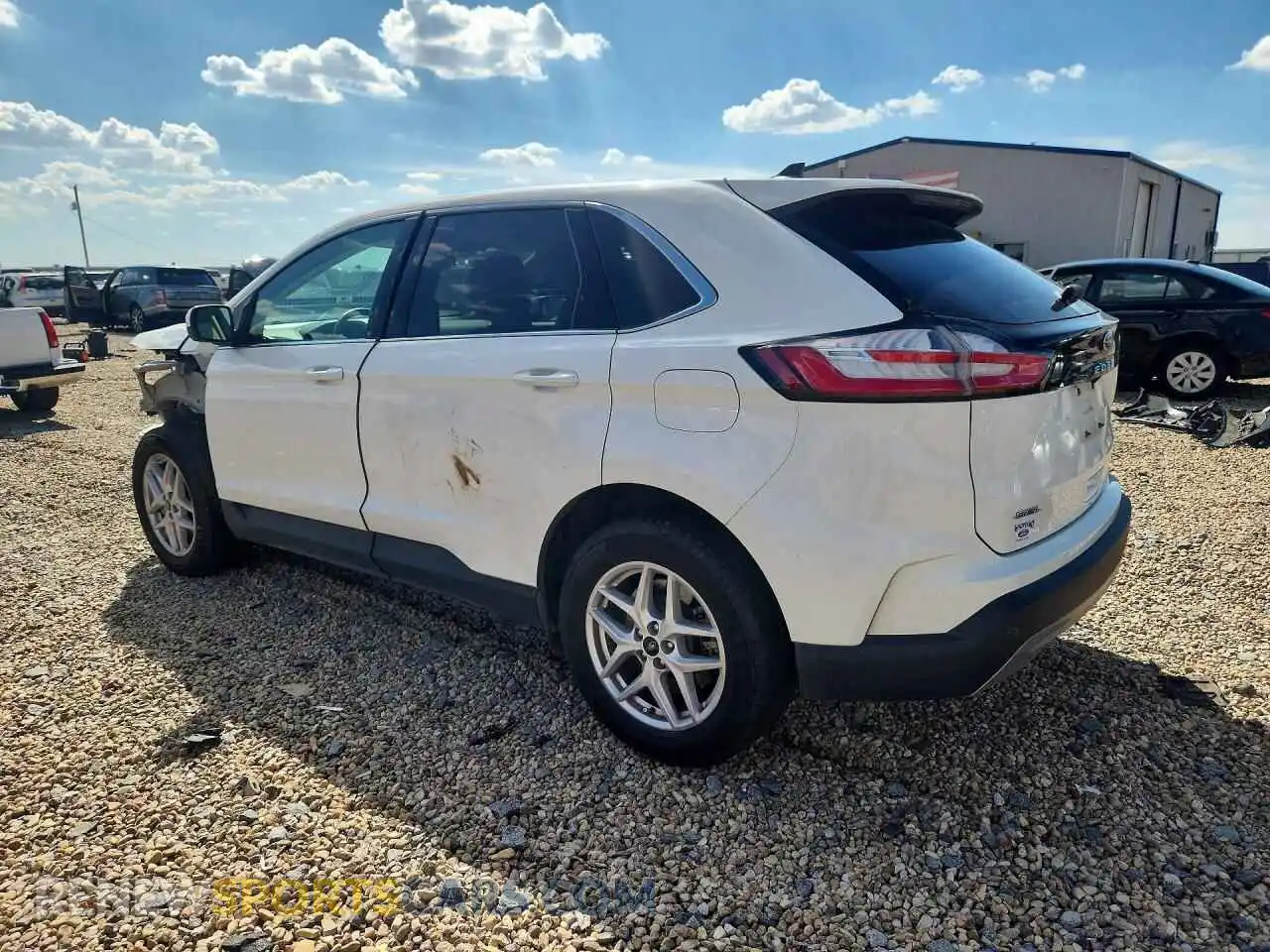 2 Photograph of a damaged car 2FMPK4J92RBA33621 FORD EDGE 2024
