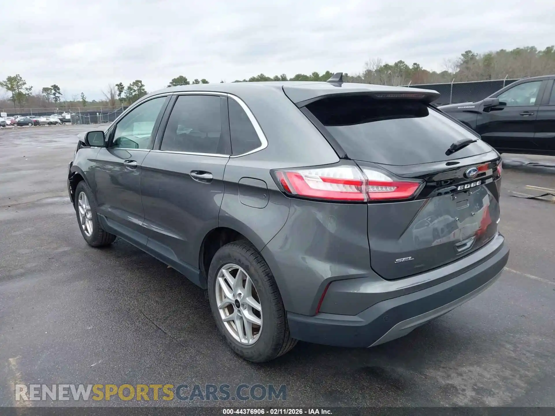 3 Photograph of a damaged car 2FMPK4J92RBA94175 FORD EDGE 2024