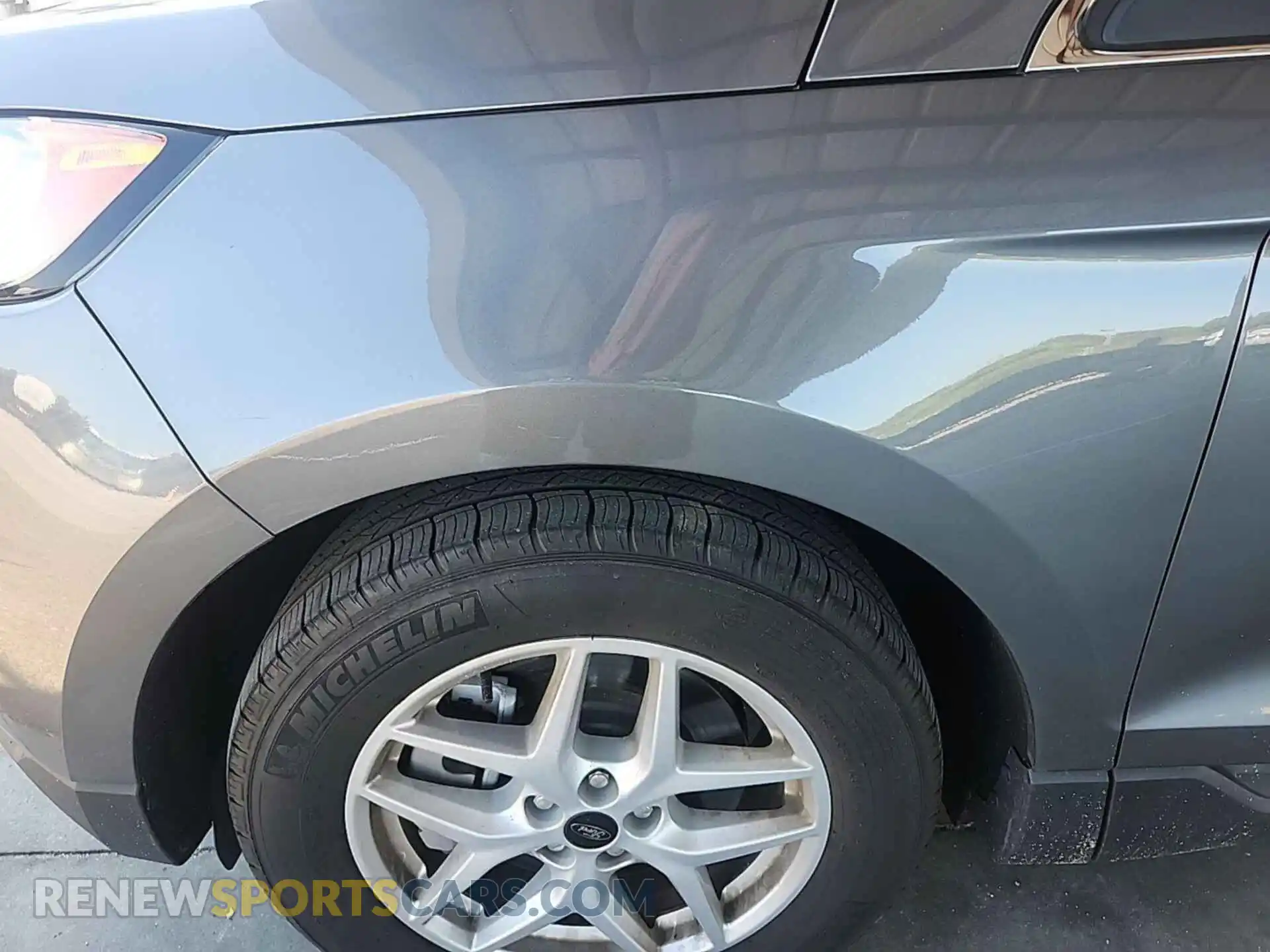 2 fotografías del automóvil dañado 2FMPK4J93RBA50539 FORD EDGE 2024