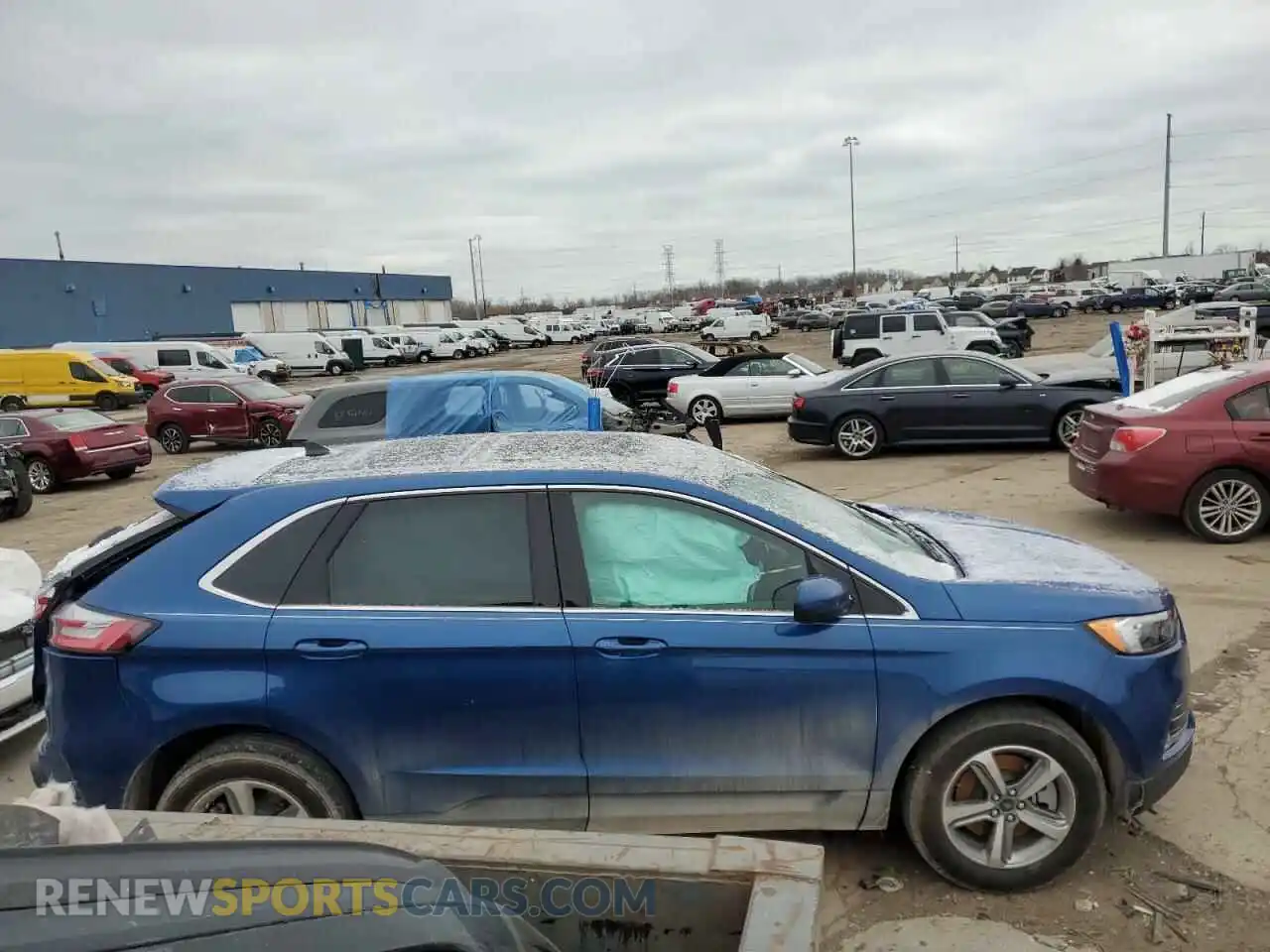 3 Photograph of a damaged car 2FMPK4J93RBA91897 FORD EDGE 2024