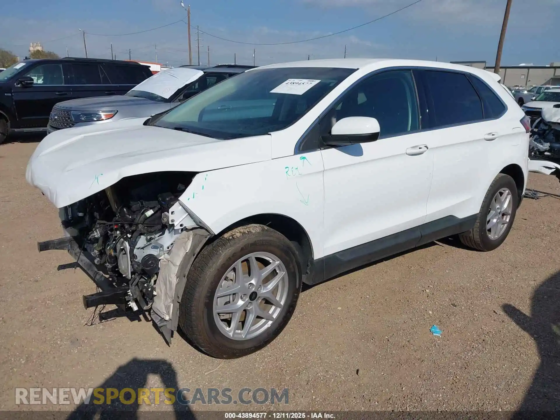 2 Photograph of a damaged car 2FMPK4J94RBA99636 FORD EDGE 2024