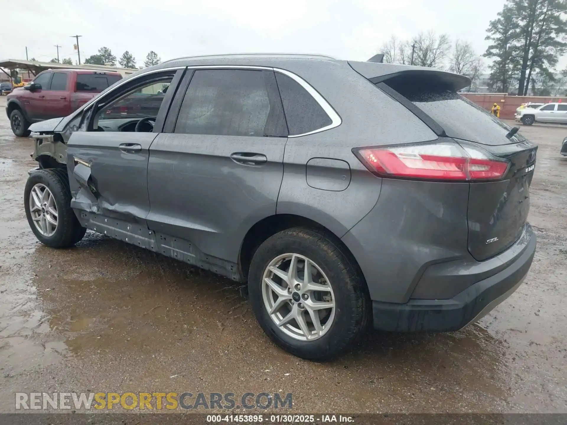 3 Photograph of a damaged car 2FMPK4J95RBA26565 FORD EDGE 2024