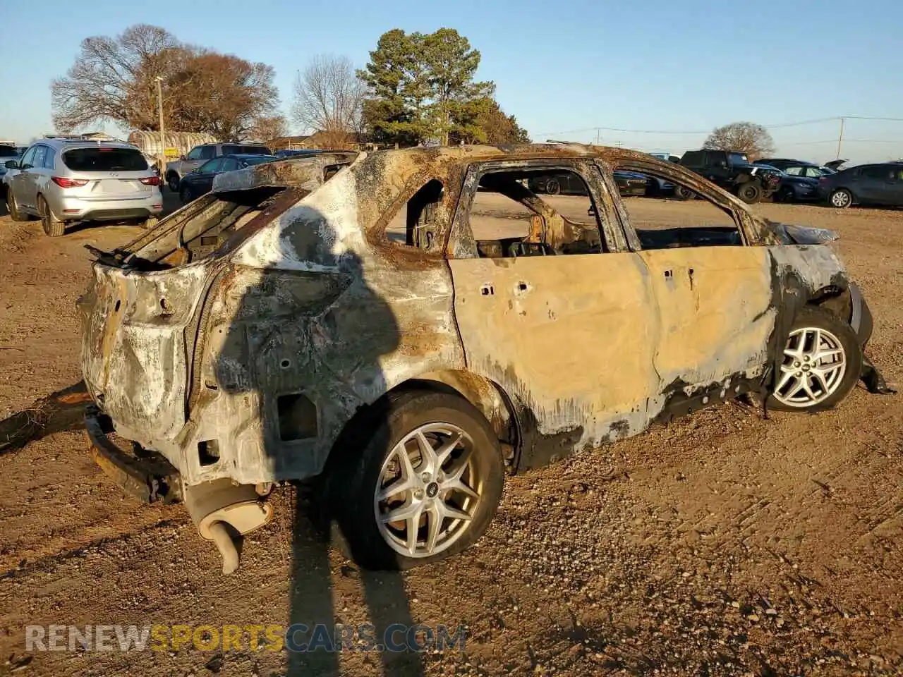 3 Photograph of a damaged car 2FMPK4J95RBA28736 FORD EDGE 2024