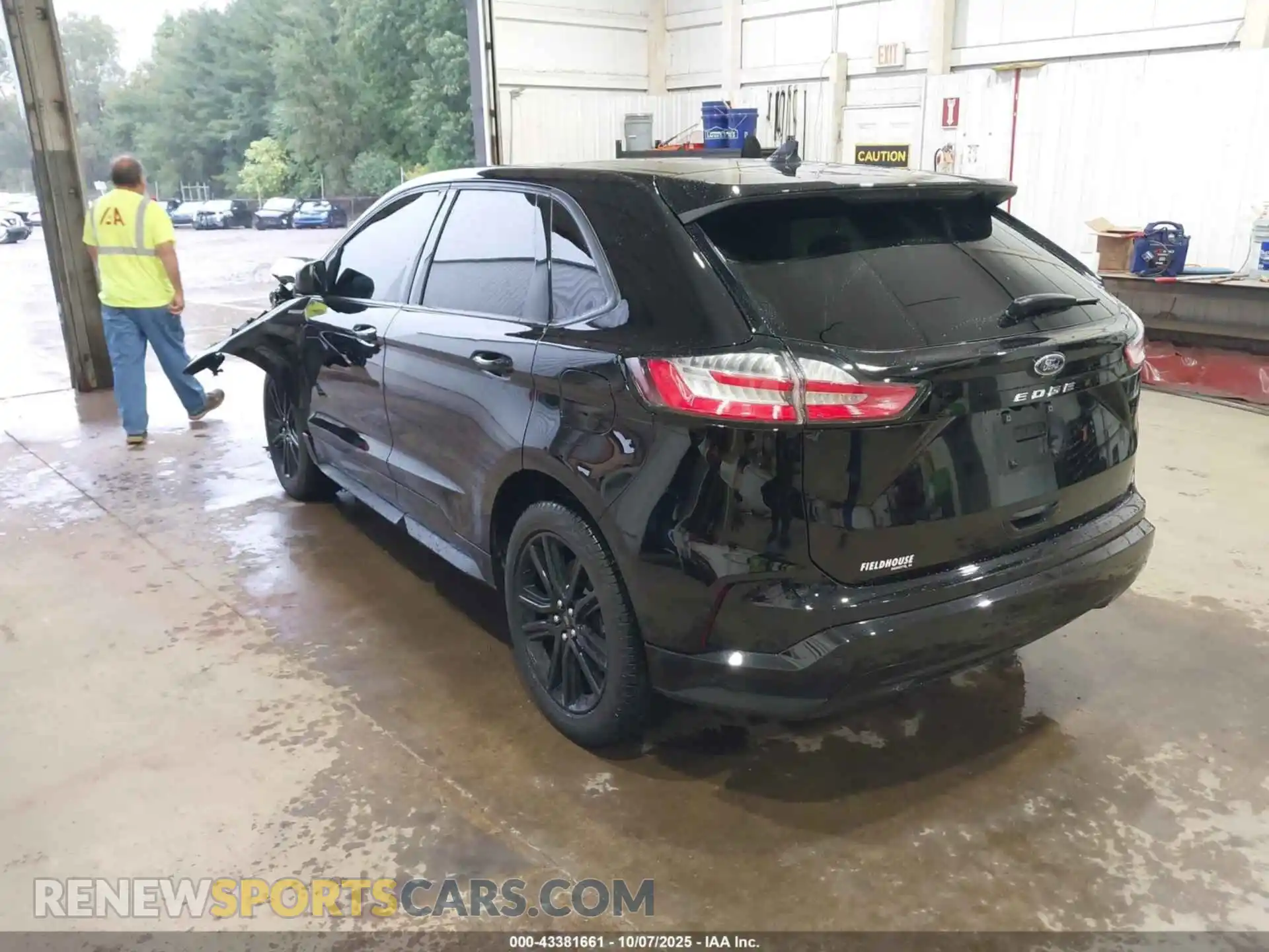3 Photograph of a damaged car 2FMPK4J96RBA42368 FORD EDGE 2024