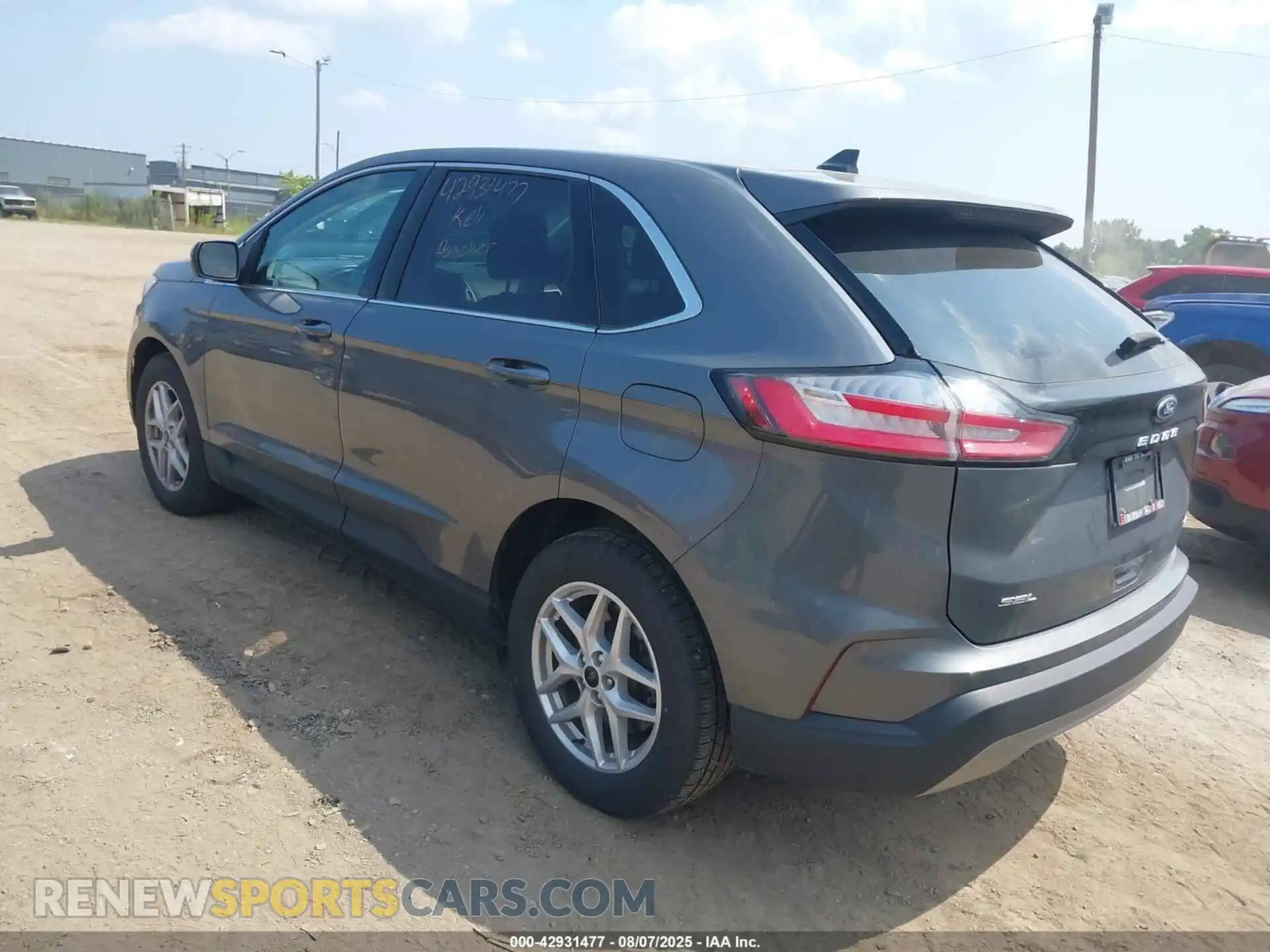 3 Photograph of a damaged car 2FMPK4J97RBA63875 FORD EDGE 2024
