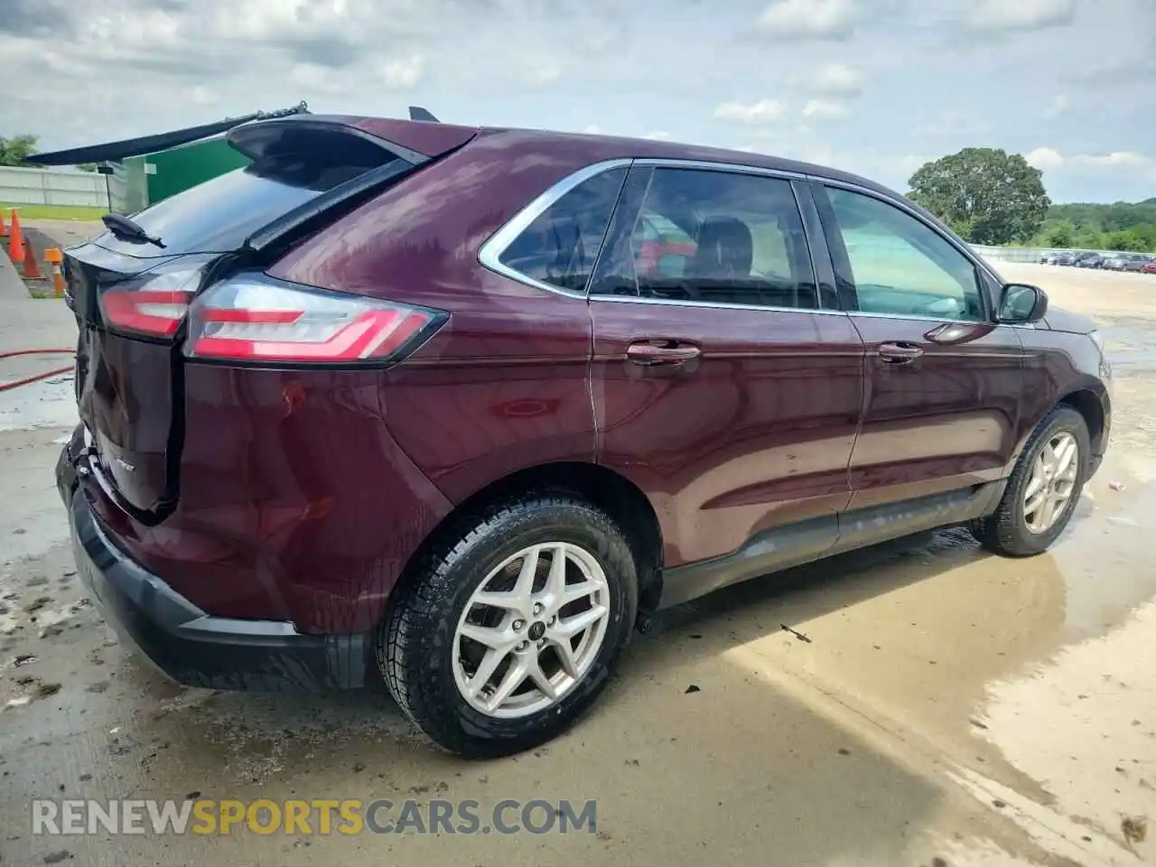 3 Photograph of a damaged car 2FMPK4J97RBA93815 FORD EDGE 2024