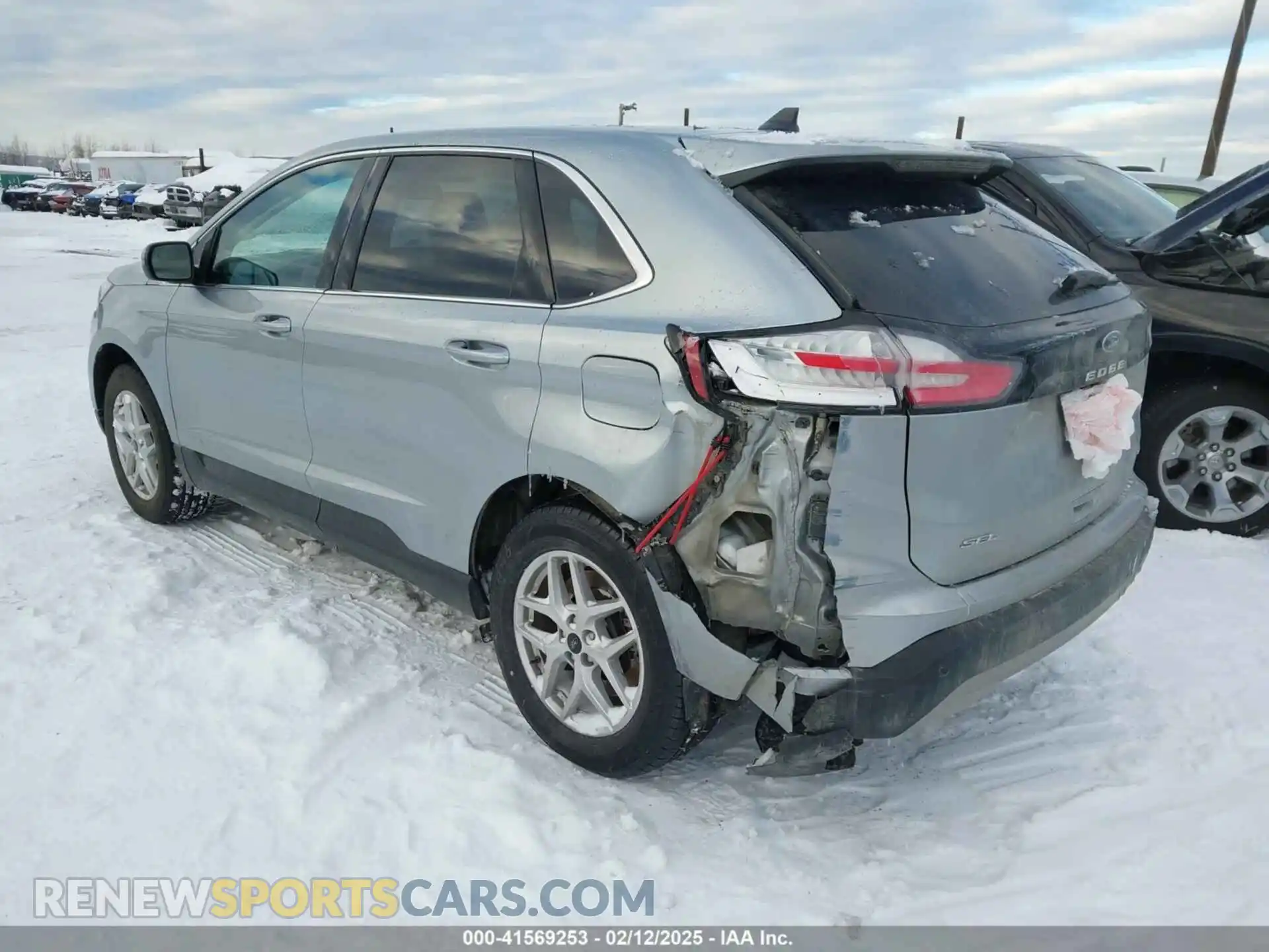 3 Photograph of a damaged car 2FMPK4J97RBA97170 FORD EDGE 2024