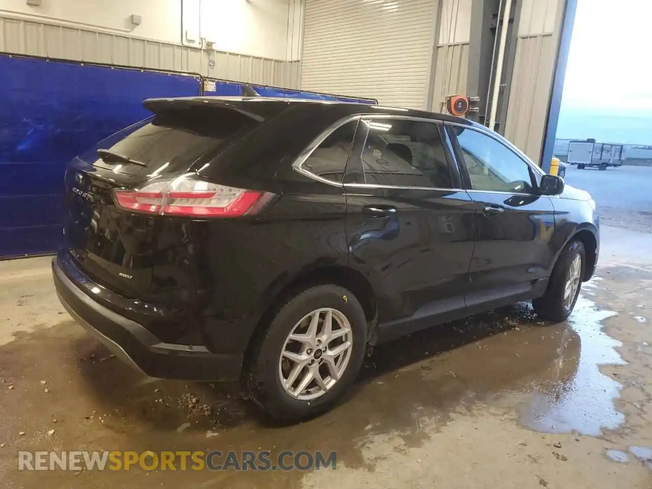 3 Photograph of a damaged car 2FMPK4J99RBA49122 FORD EDGE 2024
