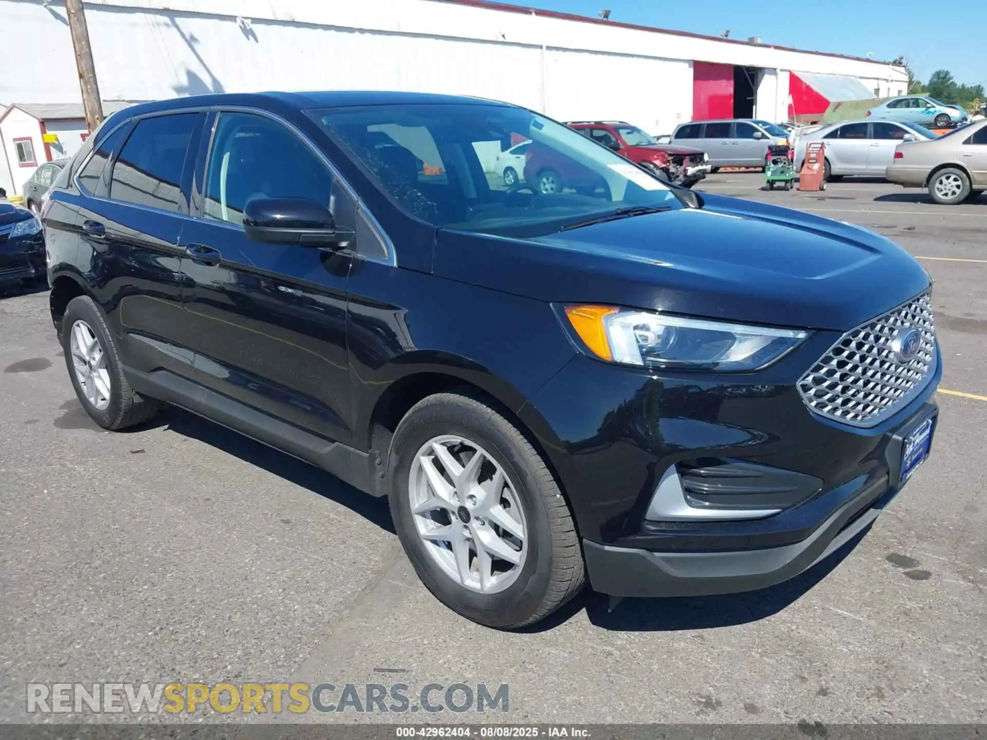 1 Photograph of a damaged car 2FMPK4J9XRBA70531 FORD EDGE 2024