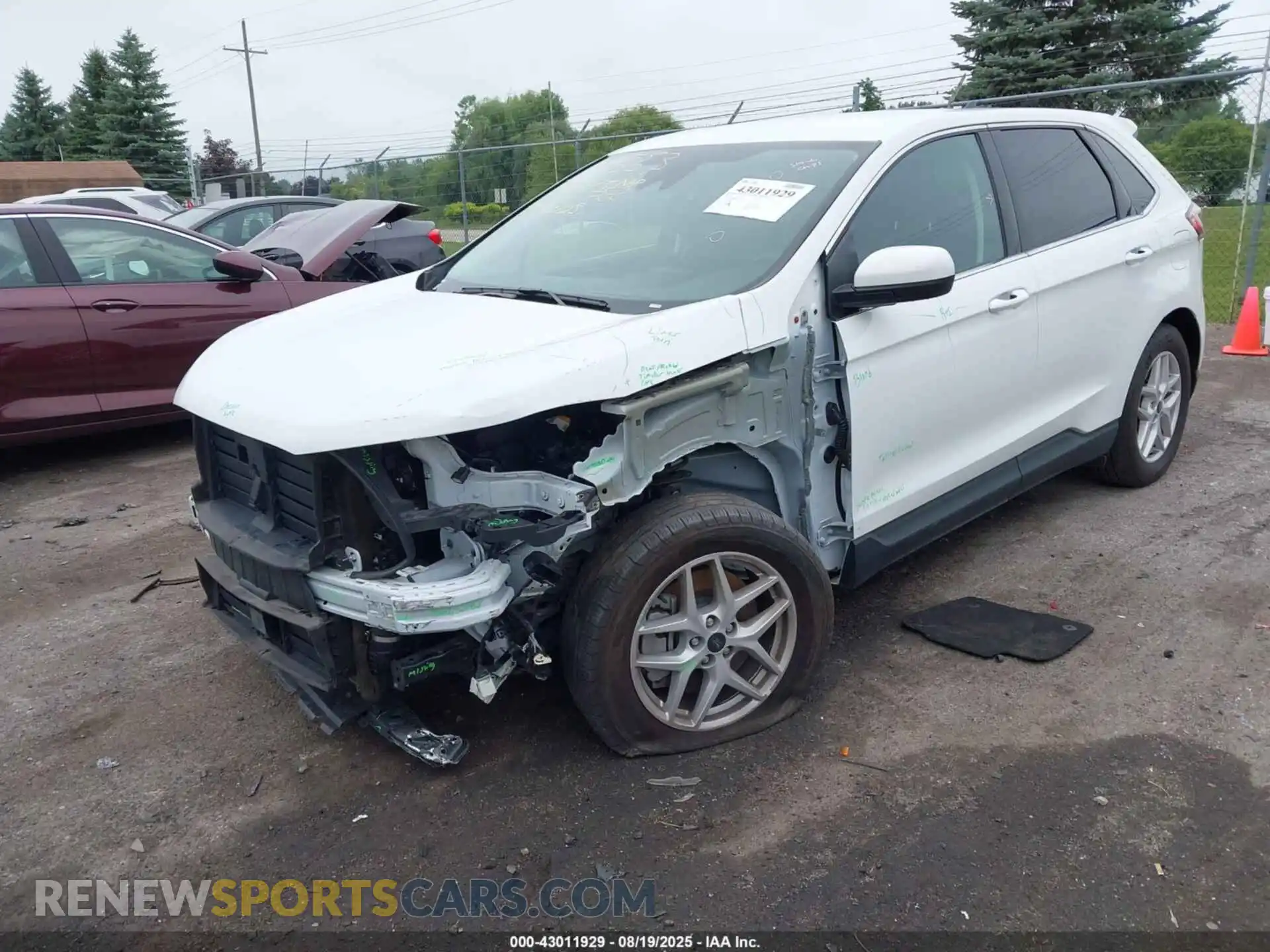 2 Photograph of a damaged car 2FMPK4J9XRBA82131 FORD EDGE 2024