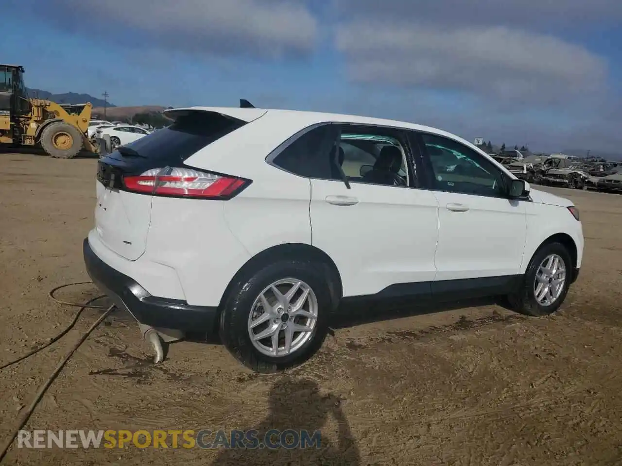 3 Photograph of a damaged car 2FMPK4J9XRBA89080 FORD EDGE 2024
