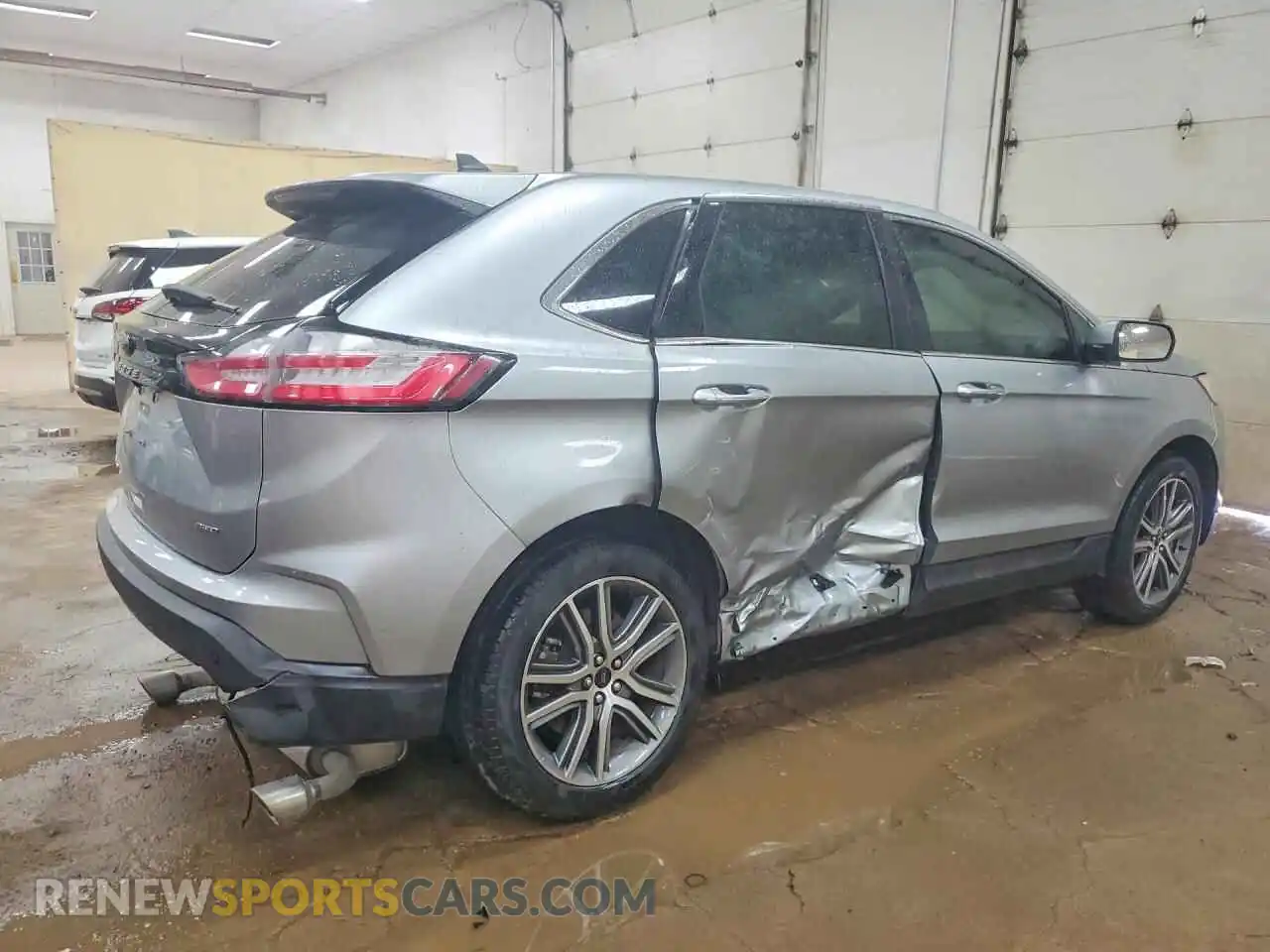 3 Photograph of a damaged car 2FMPK4K90RBA19375 FORD EDGE 2024