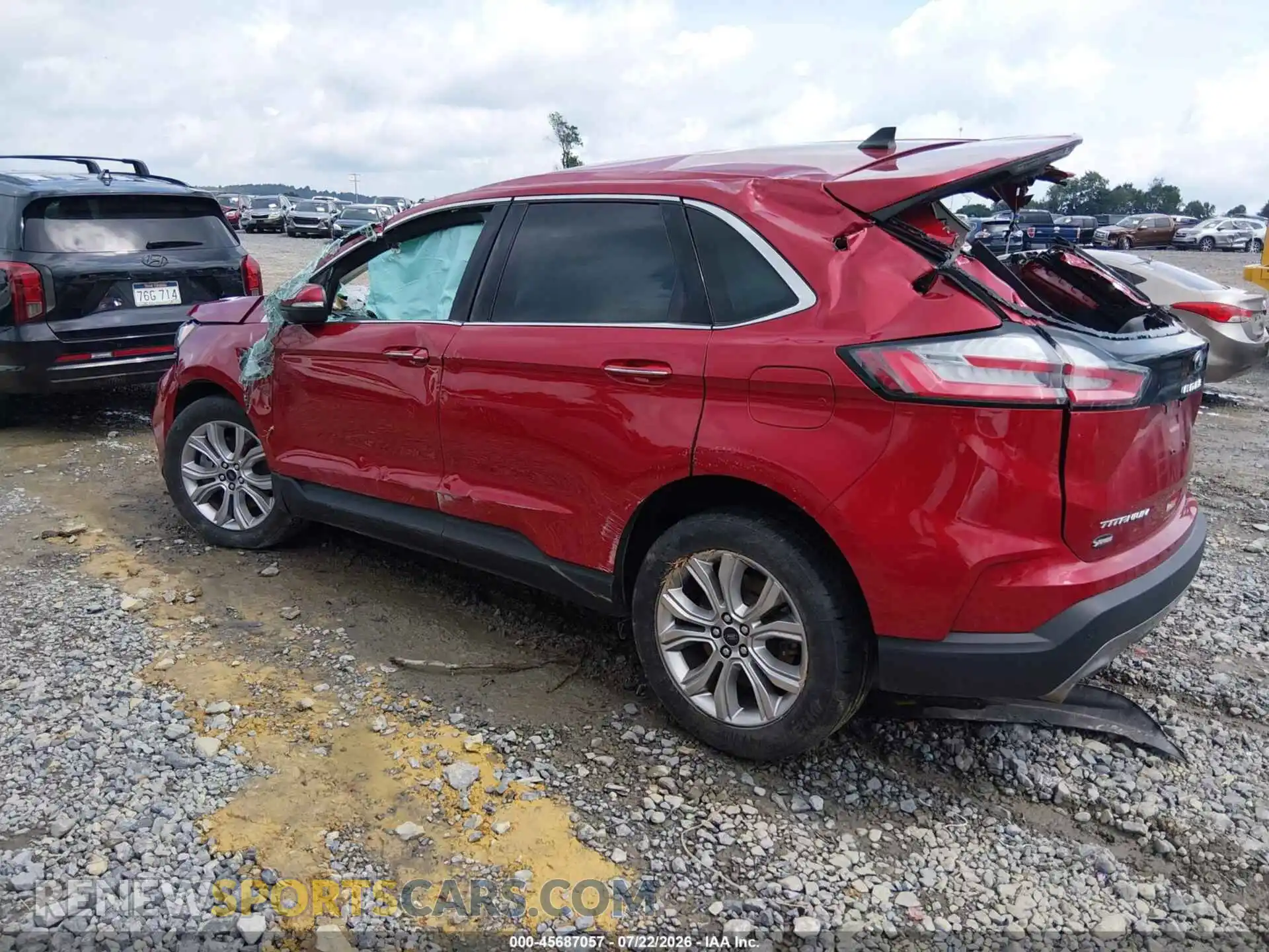 3 Photograph of a damaged car 2FMPK4K90RBA90074 FORD EDGE 2024