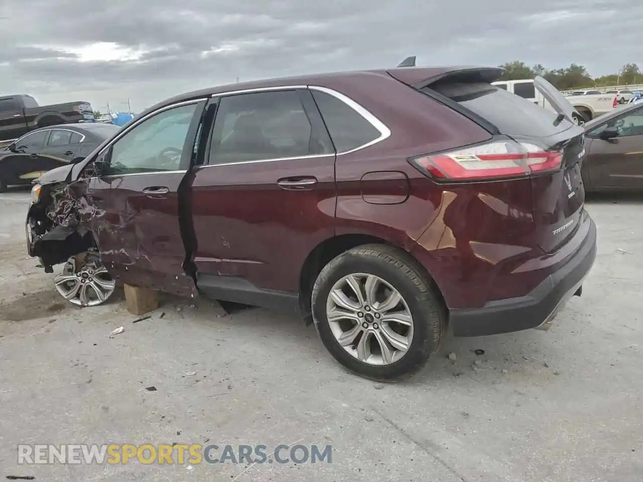 2 Photograph of a damaged car 2FMPK4K92RBA82848 FORD EDGE 2024