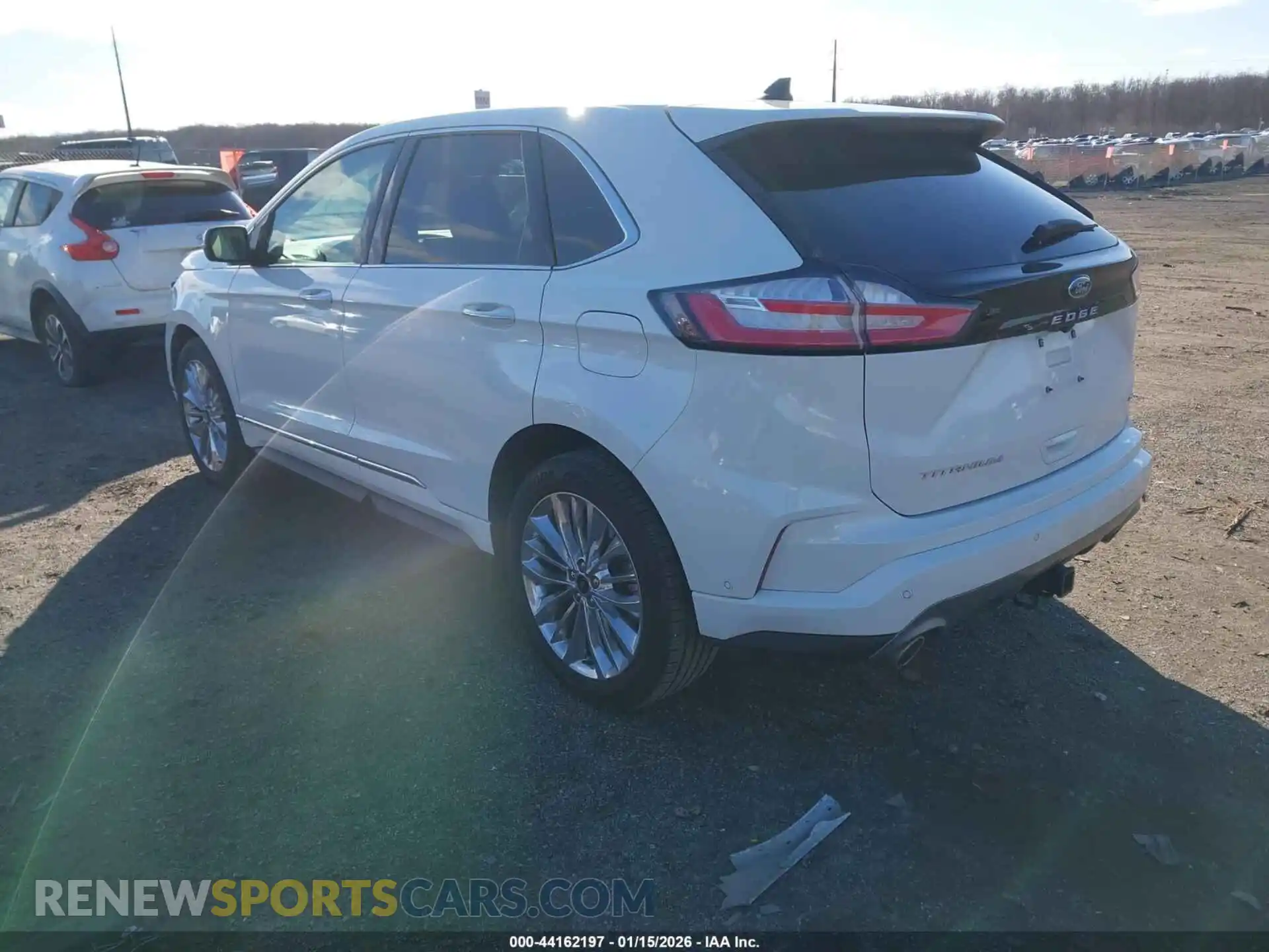 3 Фотография поврежденного автомобиля 2FMPK4K94RBB09385 FORD EDGE 2024