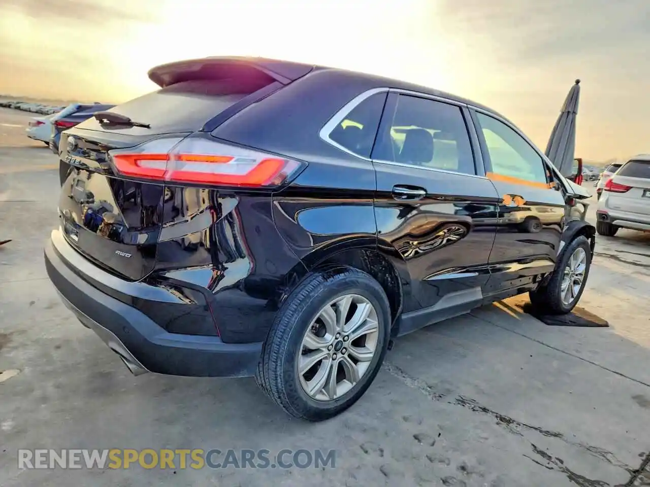 3 Photograph of a damaged car 2FMPK4K95RBA37967 FORD EDGE 2024