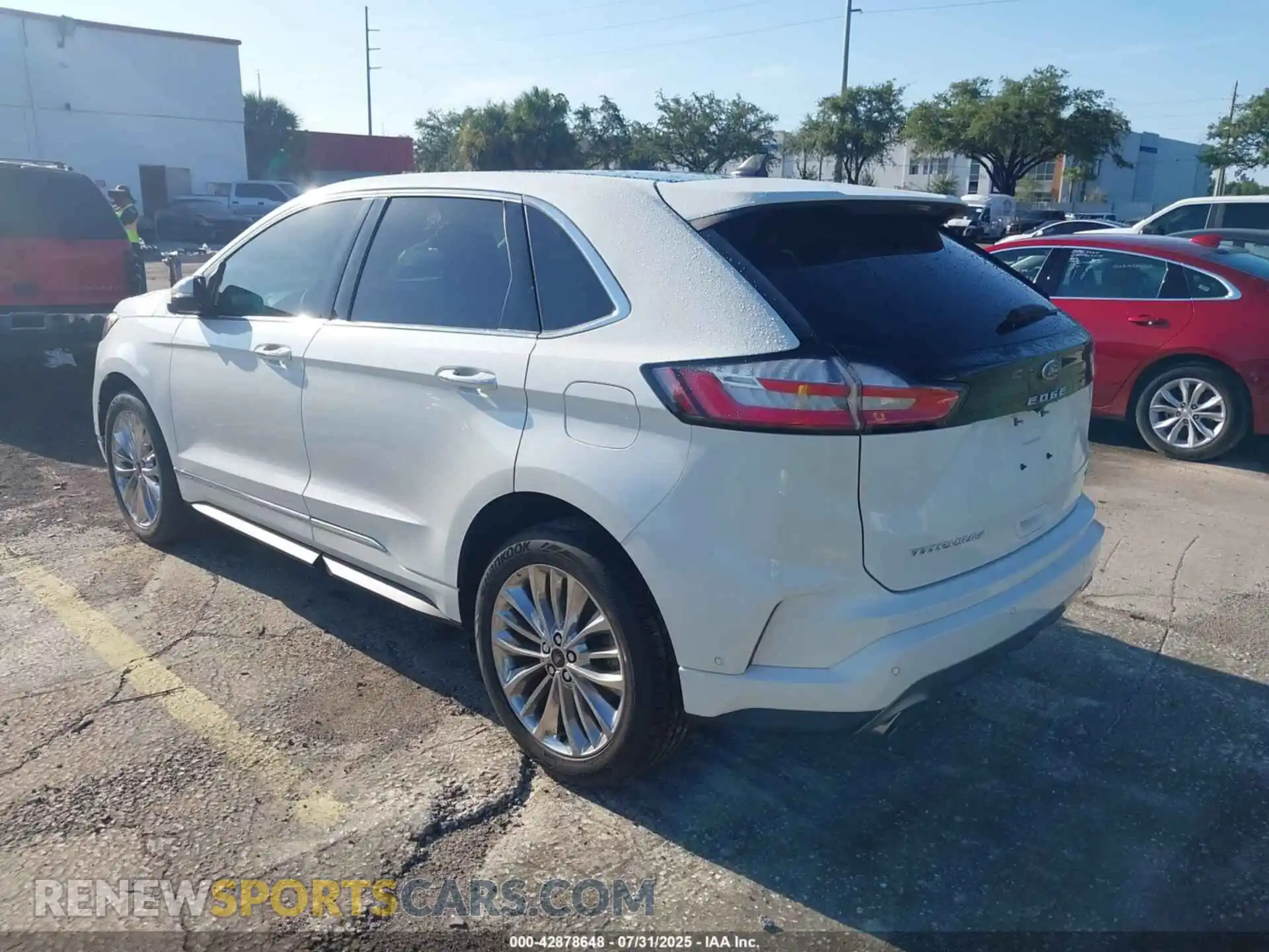 3 Photograph of a damaged car 2FMPK4K9XRBA19075 FORD EDGE 2024
