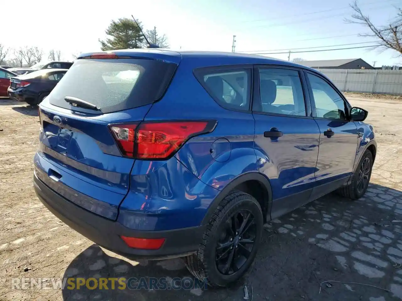 3 Photograph of a damaged car 1FMCU0F70KUC53641 FORD ESCAPE 2019