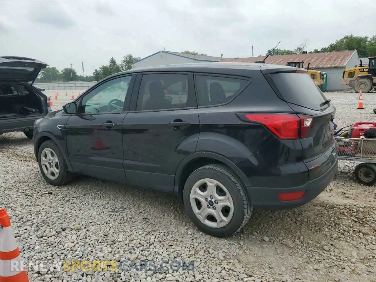 2 Photograph of a damaged car 1FMCU0F73KUB10814 FORD ESCAPE 2019