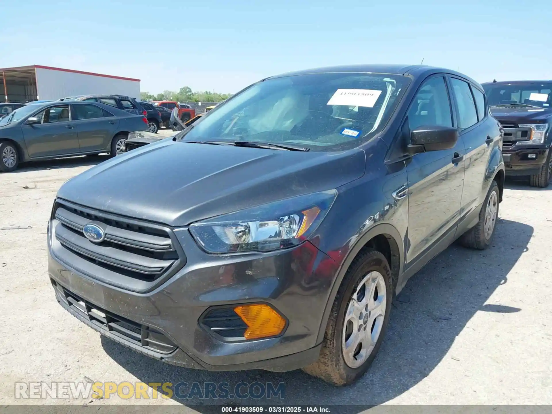 2 Photograph of a damaged car 1FMCU0F73KUB94925 FORD ESCAPE 2019