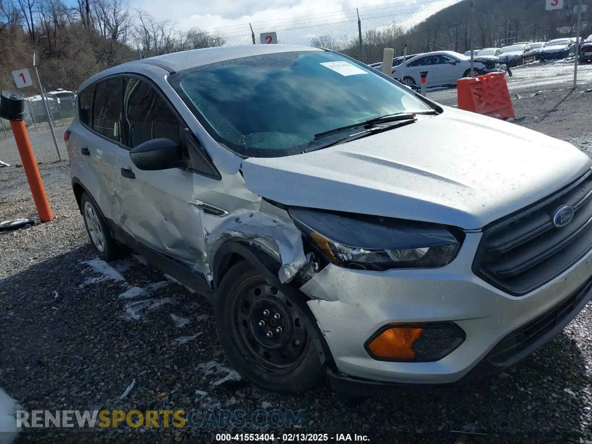 1 Photograph of a damaged car 1FMCU0F74KUB45314 FORD ESCAPE 2019