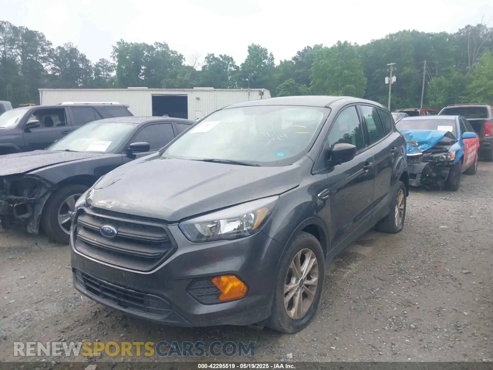 2 Photograph of a damaged car 1FMCU0F74KUC45249 FORD ESCAPE 2019