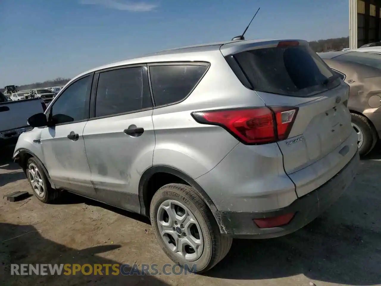 2 Photograph of a damaged car 1FMCU0F77KUB88965 FORD ESCAPE 2019