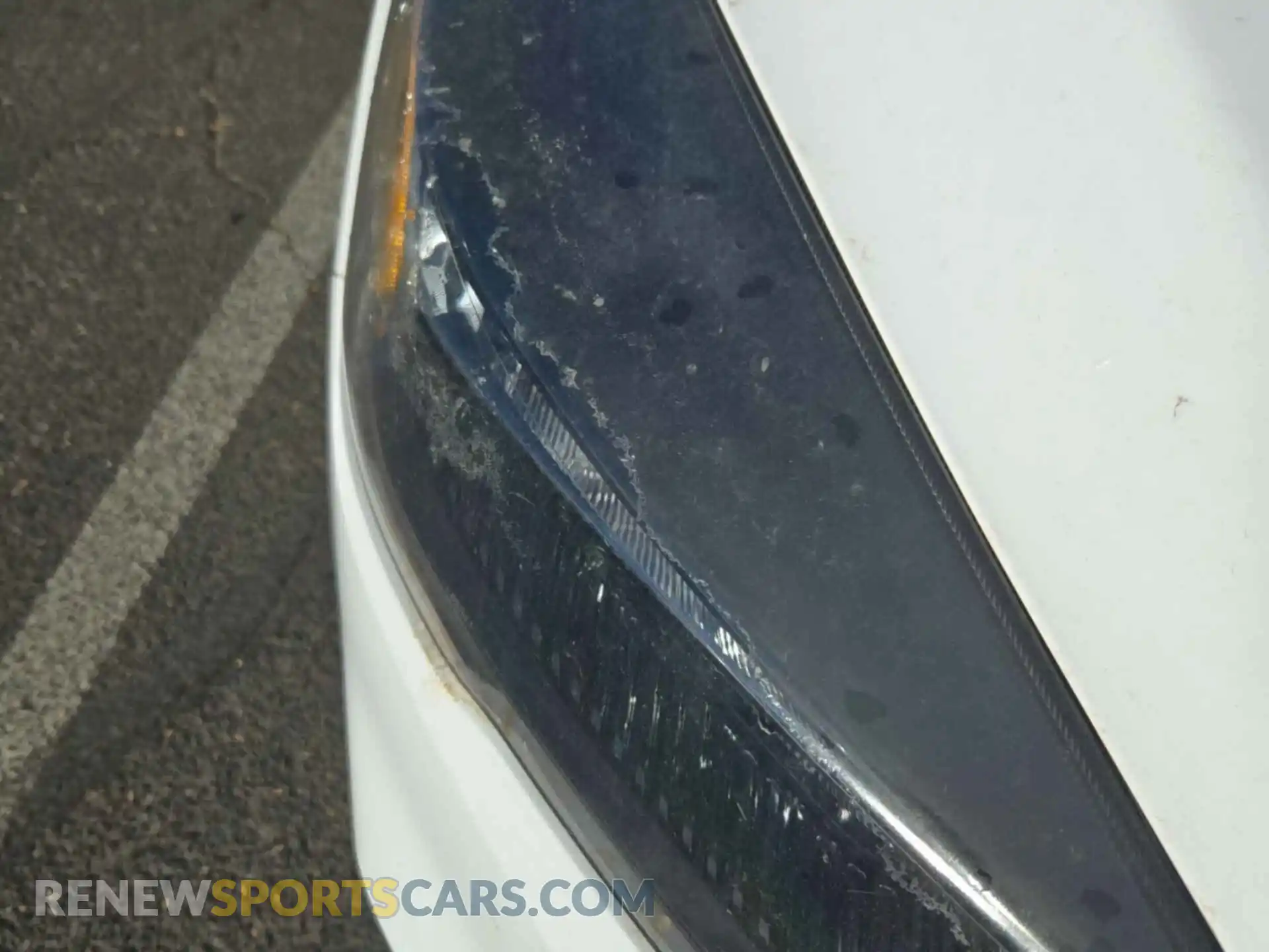 2 fotografías del automóvil dañado 1FMCU0F79KUA72070 FORD ESCAPE 2019