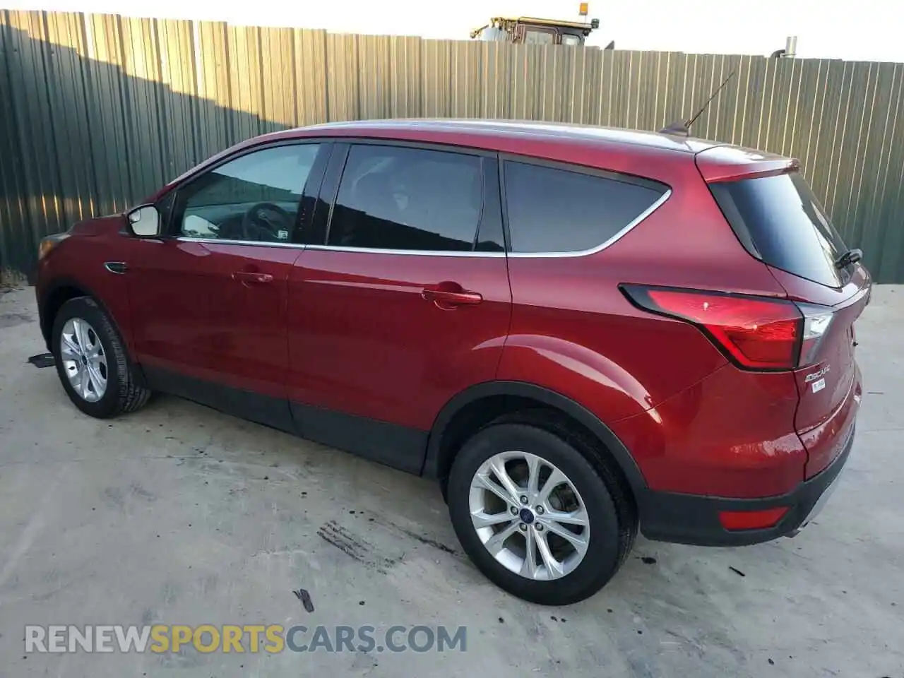 2 Photograph of a damaged car 1FMCU0GD0KUA87674 FORD ESCAPE 2019