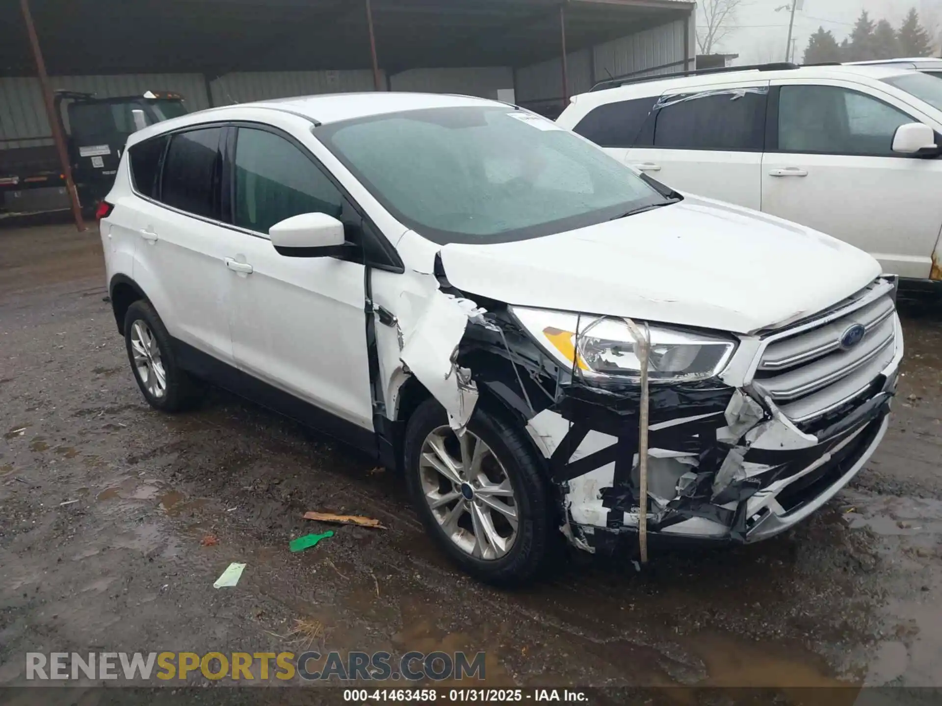 1 Photograph of a damaged car 1FMCU0GD2KUC21987 FORD ESCAPE 2019