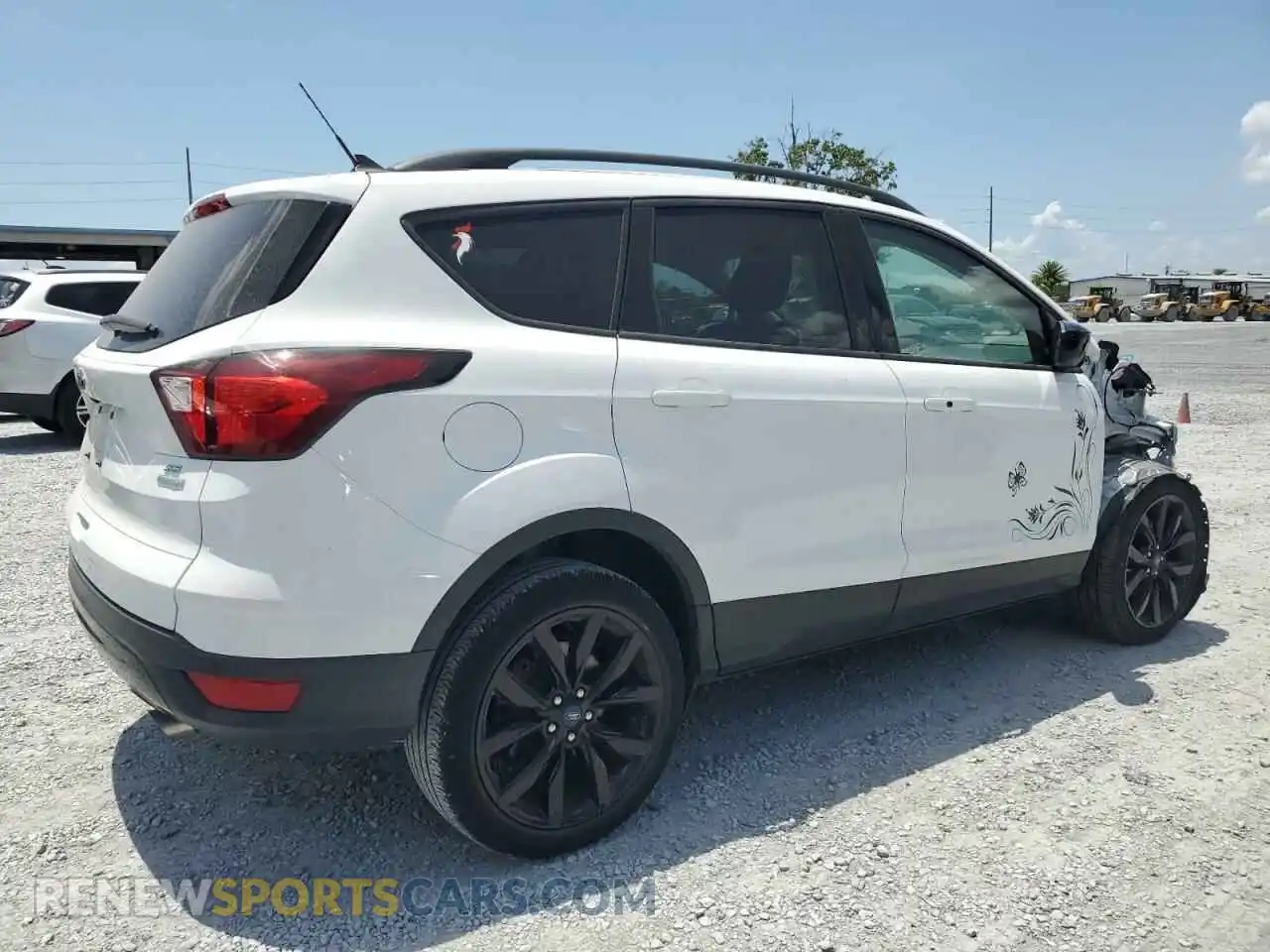 3 Photograph of a damaged car 1FMCU0GD3KUB08906 FORD ESCAPE 2019