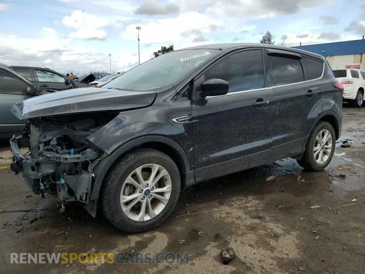 1 Photograph of a damaged car 1FMCU0GD4KUA97687 FORD ESCAPE 2019