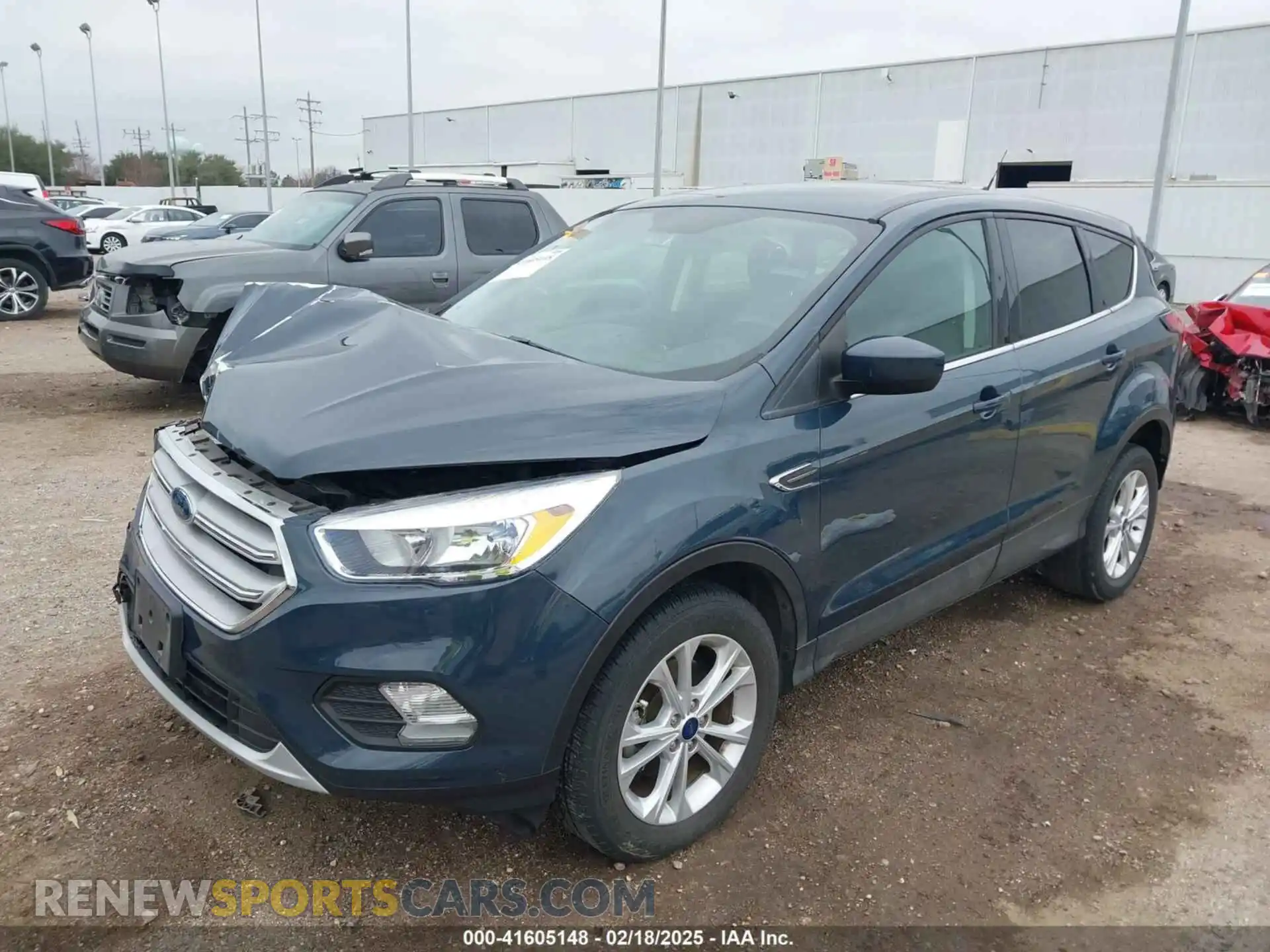 2 Photograph of a damaged car 1FMCU0GD5KUC19814 FORD ESCAPE 2019