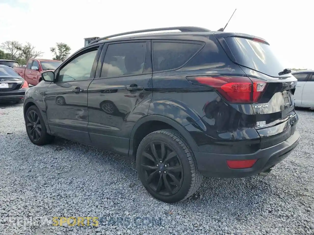 2 Photograph of a damaged car 1FMCU0GD5KUC20168 FORD ESCAPE 2019