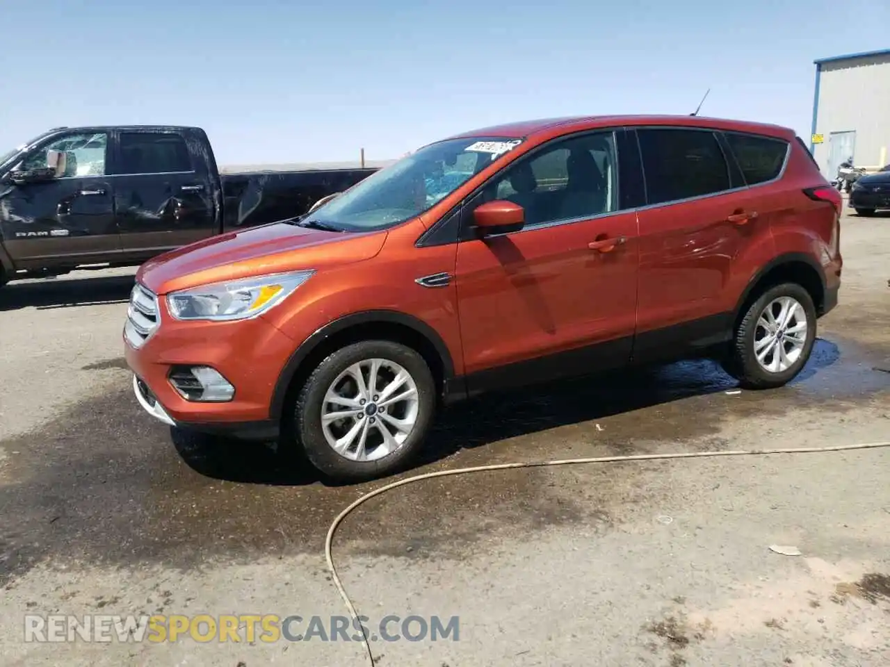 1 Photograph of a damaged car 1FMCU0GD6KUC26741 FORD ESCAPE 2019