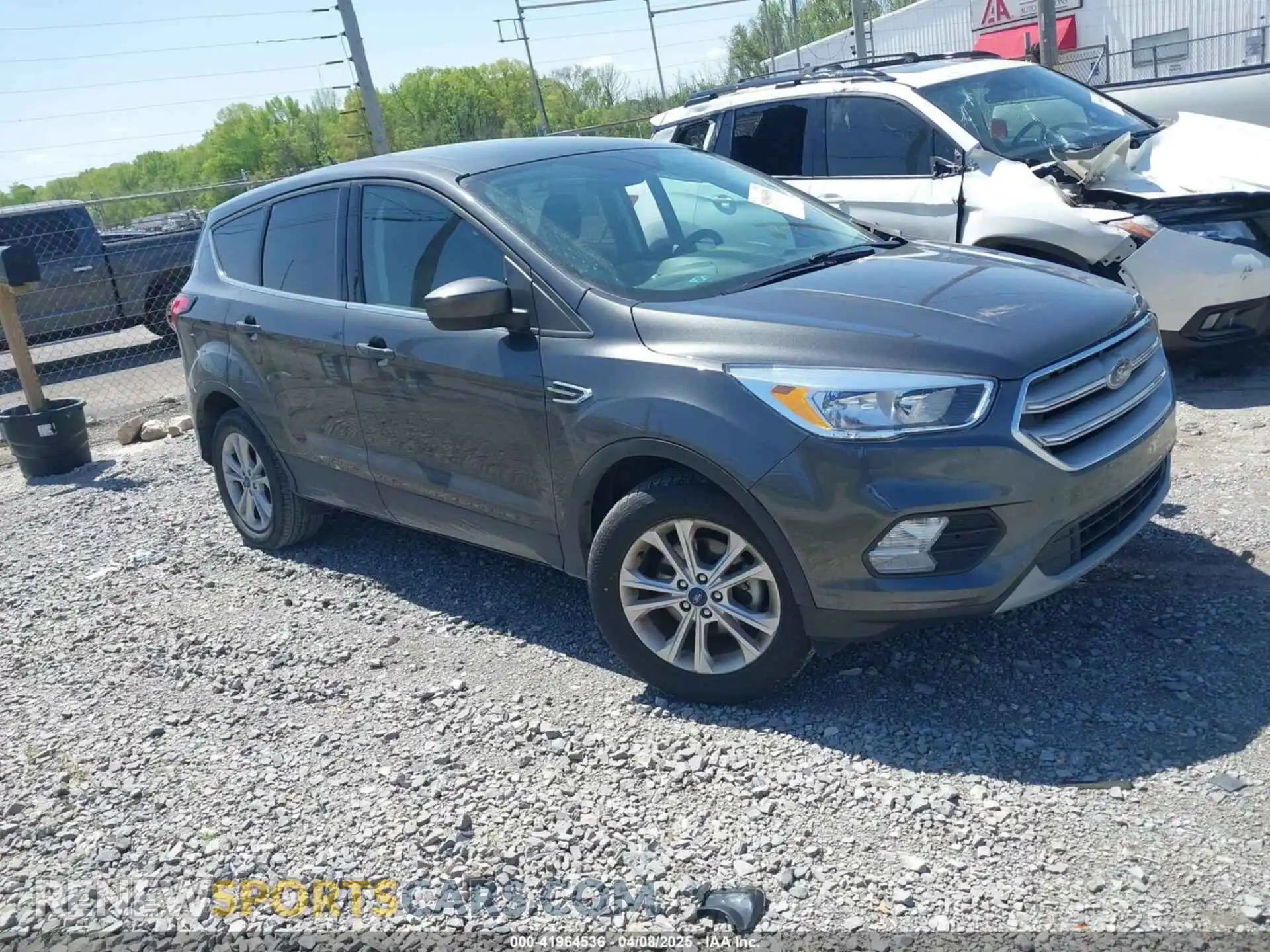 1 Фотография поврежденного автомобиля 1FMCU0GD7KUA49858 FORD ESCAPE 2019